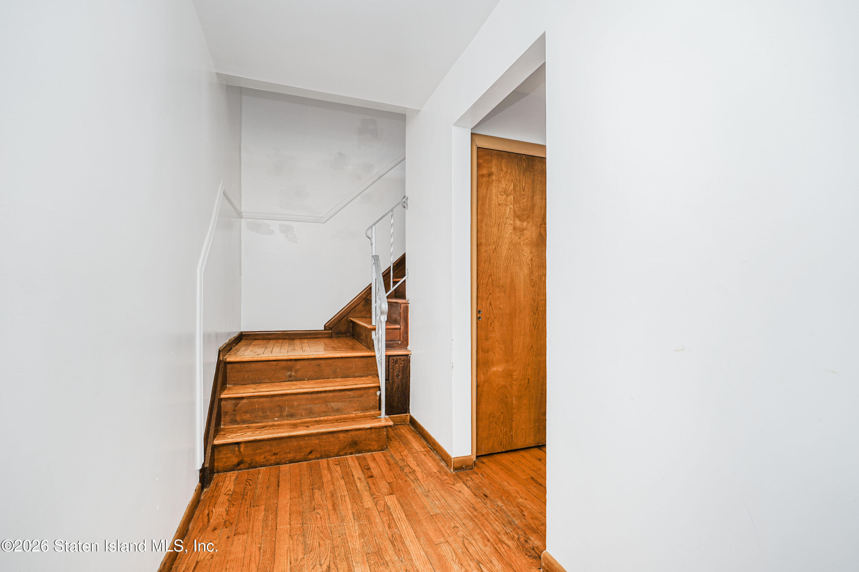 355 Stafford Avenue Image 4