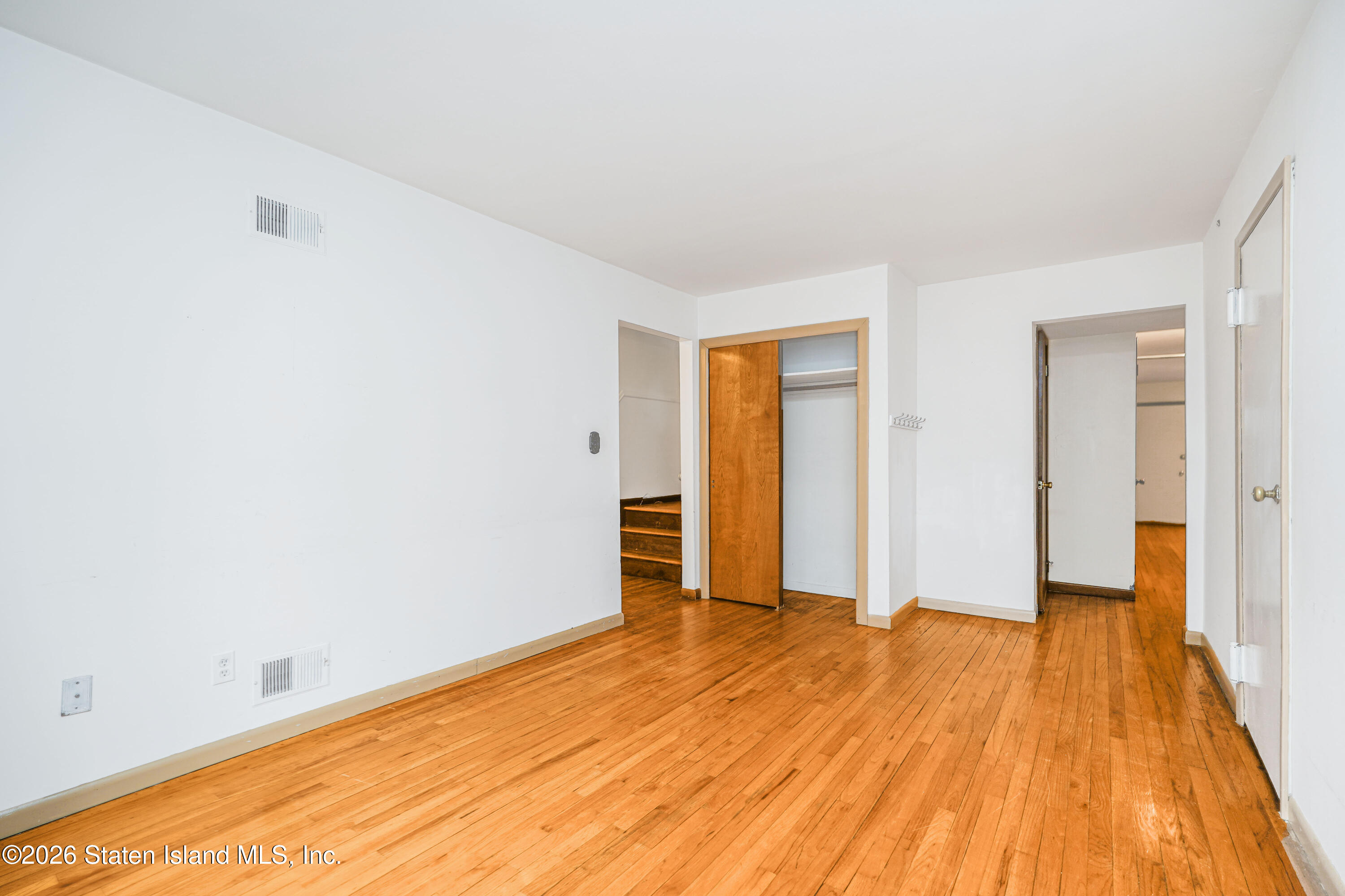 355 Stafford Avenue Image 5