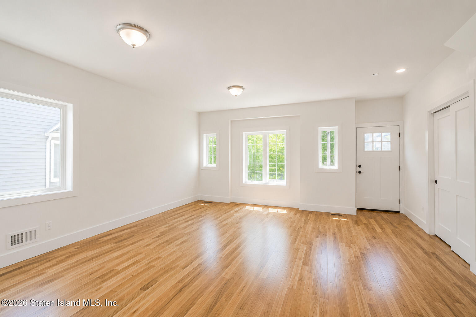 4697 Amboy Road, Staten Island, NY, 10312 image 10