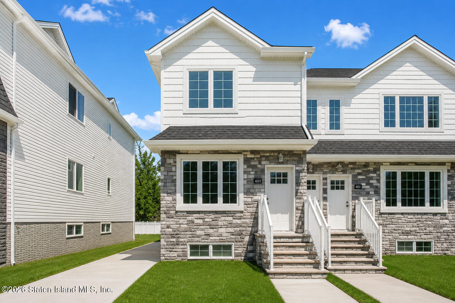 4693 Amboy Road Image 2