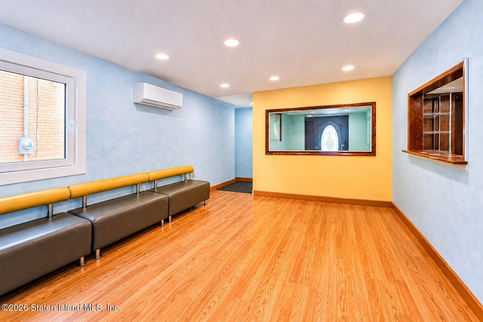 3767 Richmond Avenue Image 4