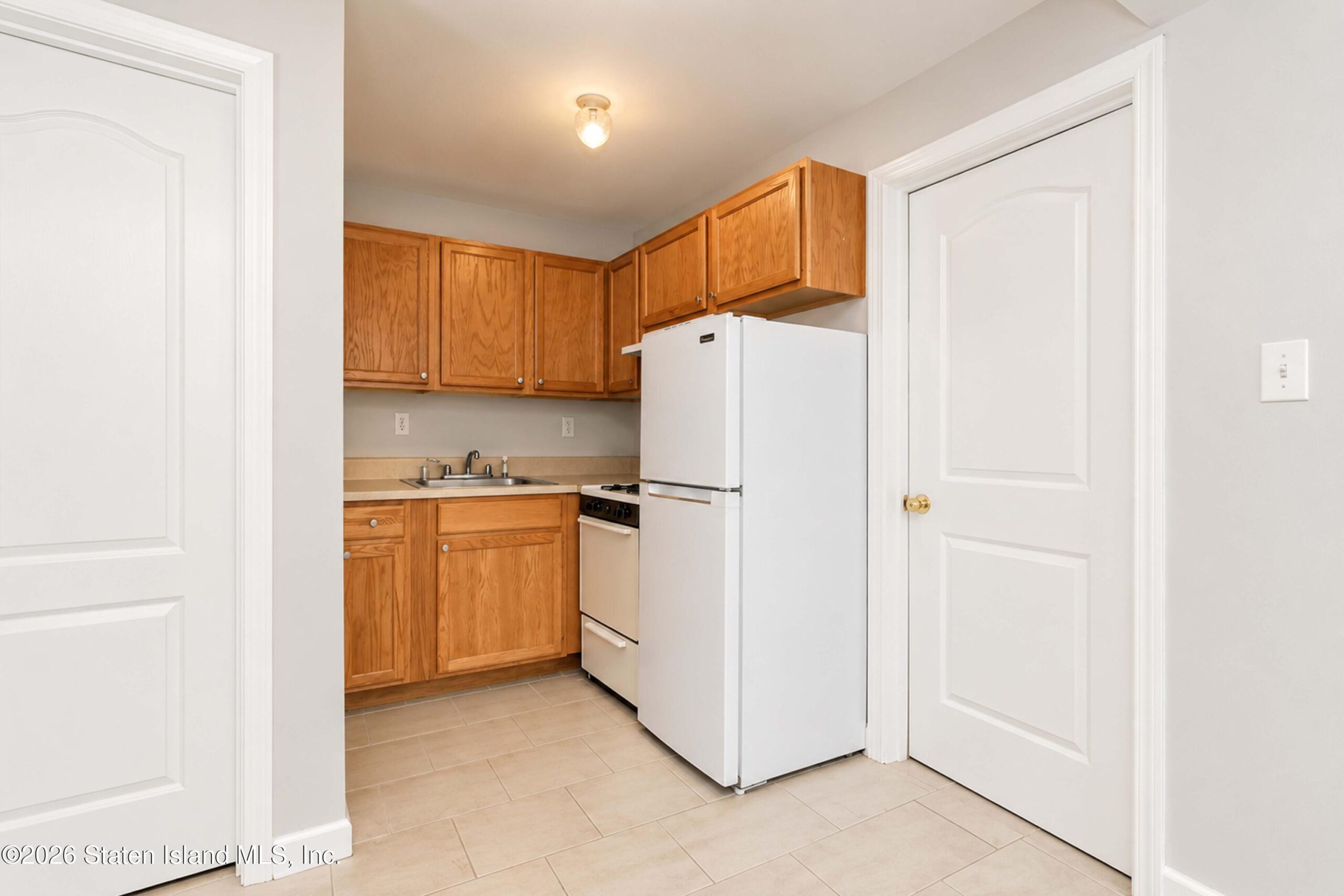 3 Mann Avenue, Staten Island, NY, 10314 image 32
