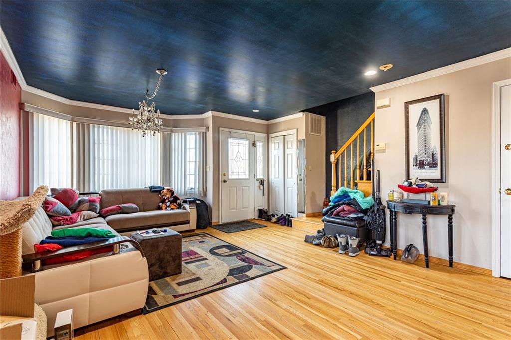 437 Laconia Avenue, Staten  Island, New York, 10305 image 10
