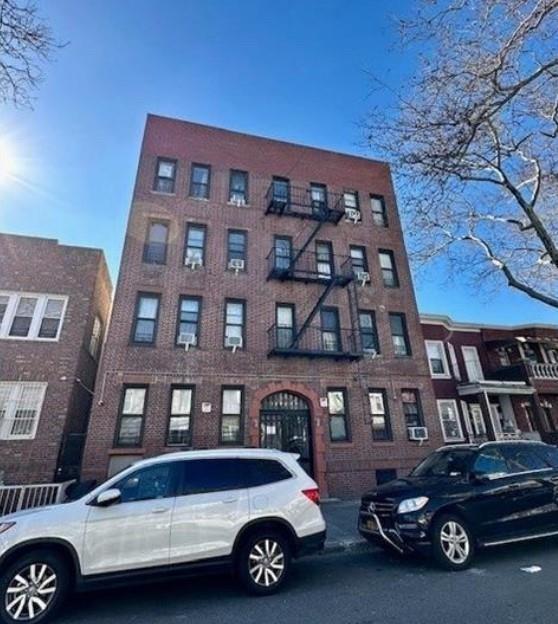 1852 67th Street Image 1