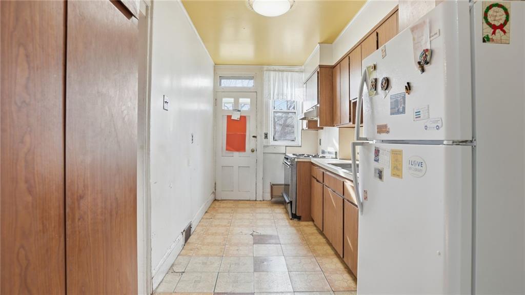264 Sterling Street, Brooklyn, New York, 11225 image 18