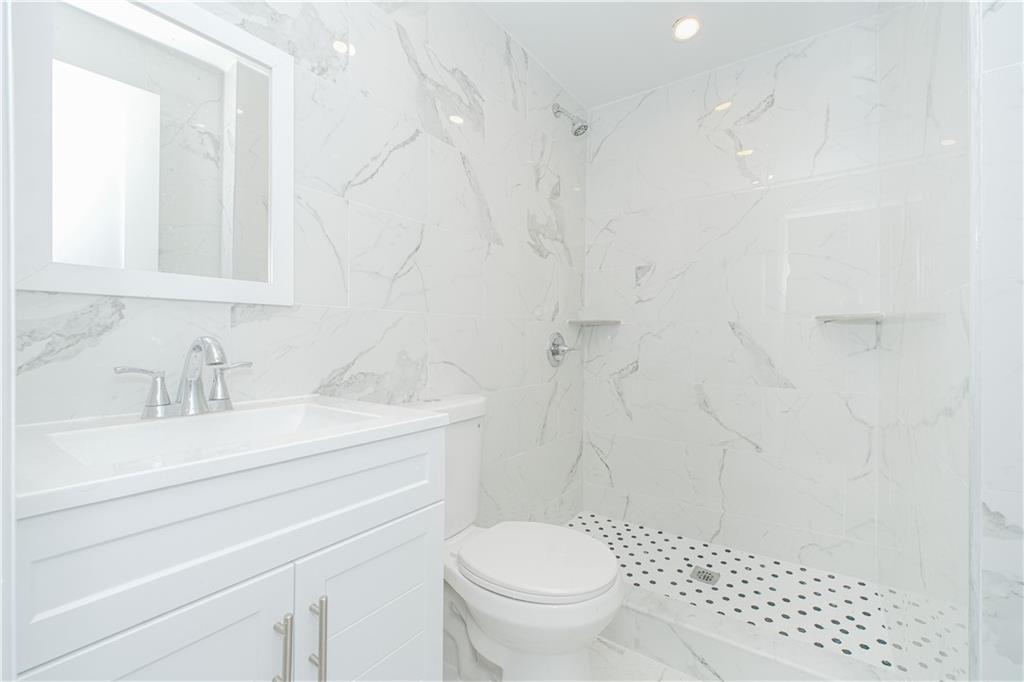 22 Oakville Street, Staten  Island, New York, 10314 image 9
