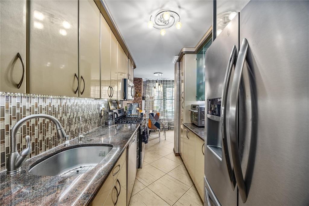 2942 West 5th Street 2J Image 1