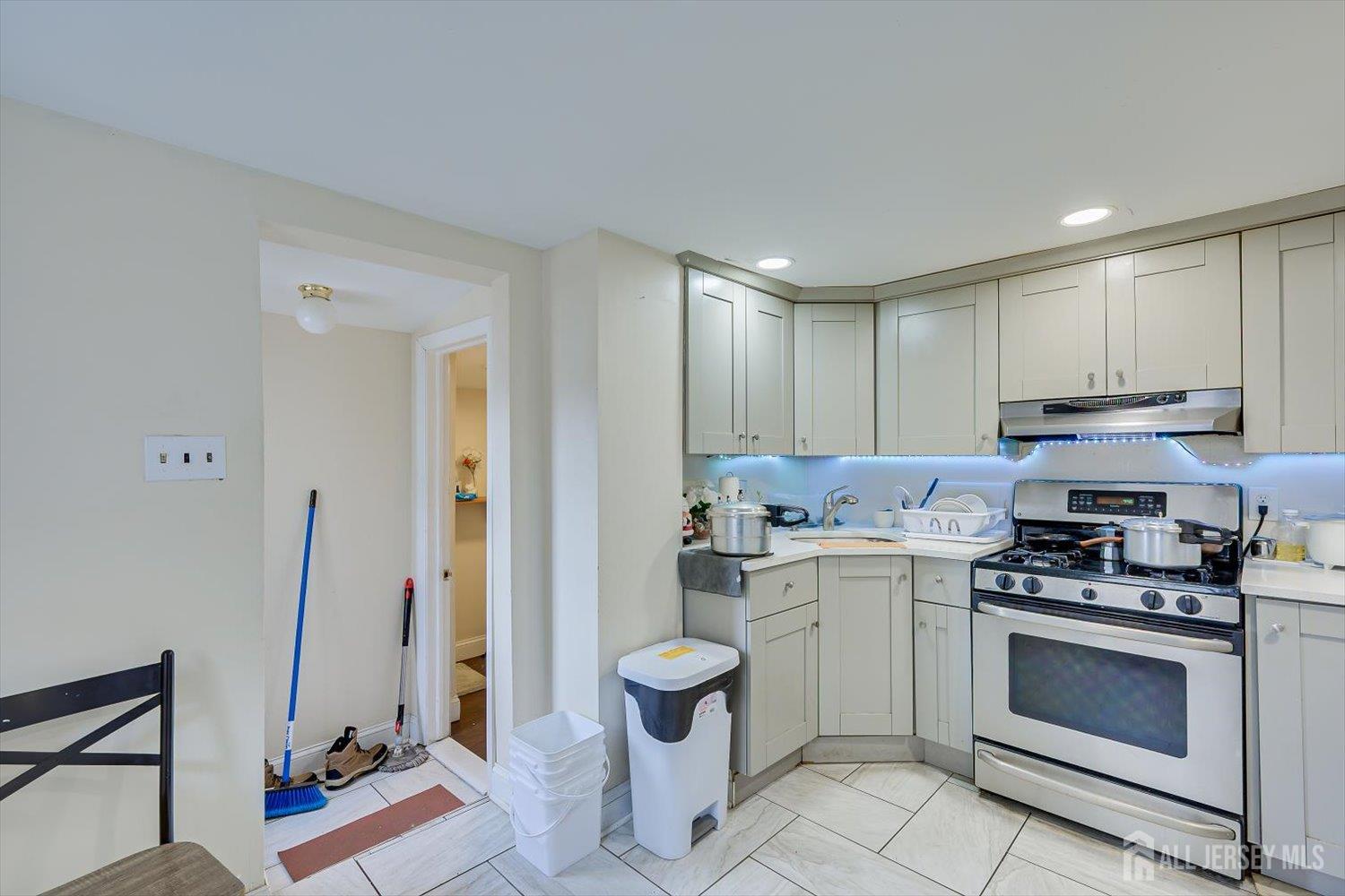 163 2nd Street, South Amboy, NJ, 08879 image 11