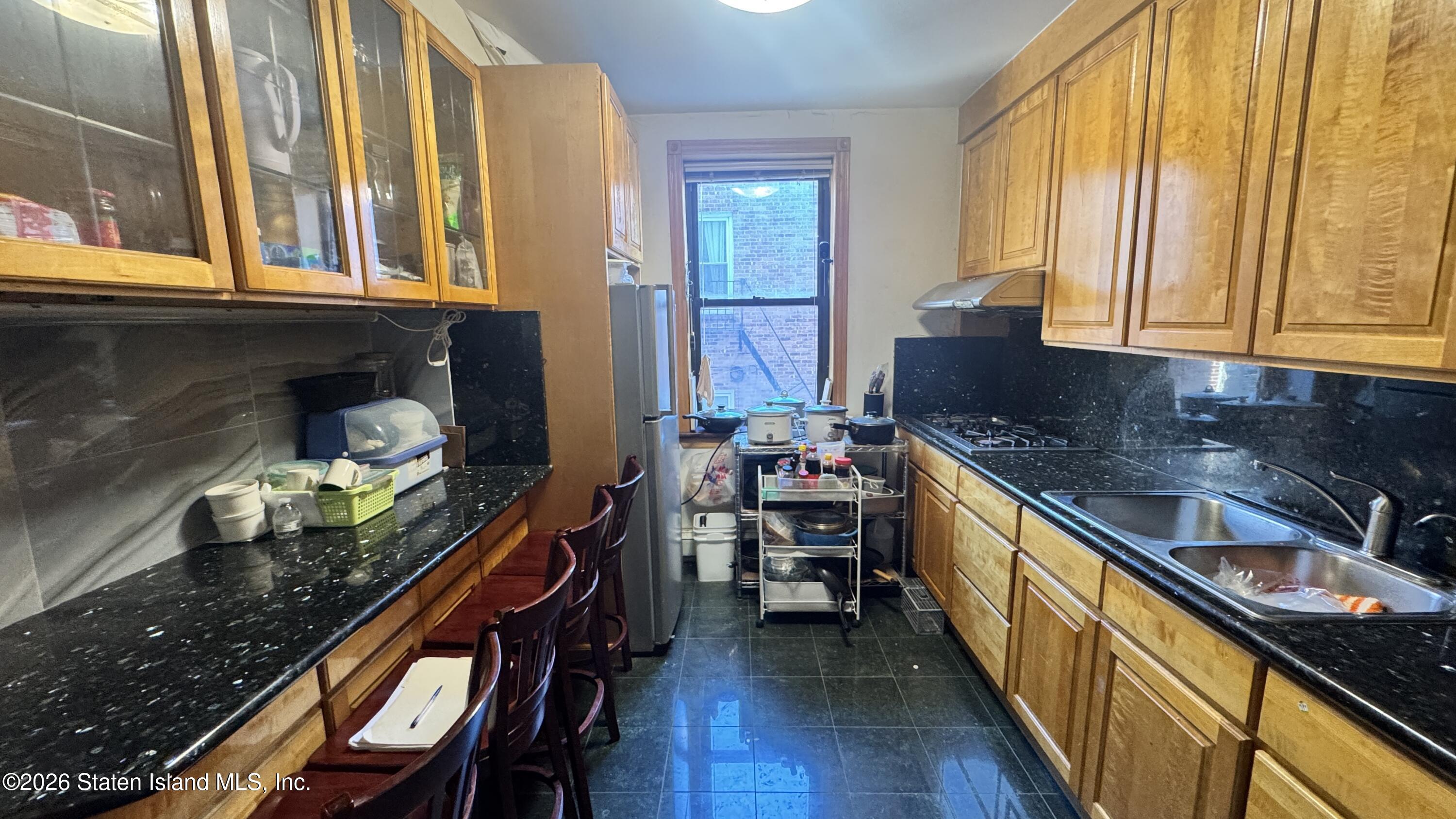 831 43rd Street 2b Image 4