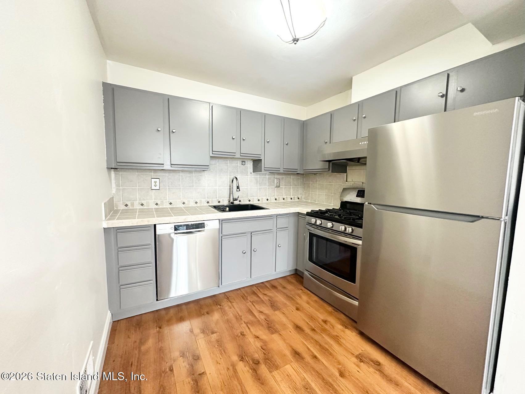36 Country Drive Image 4