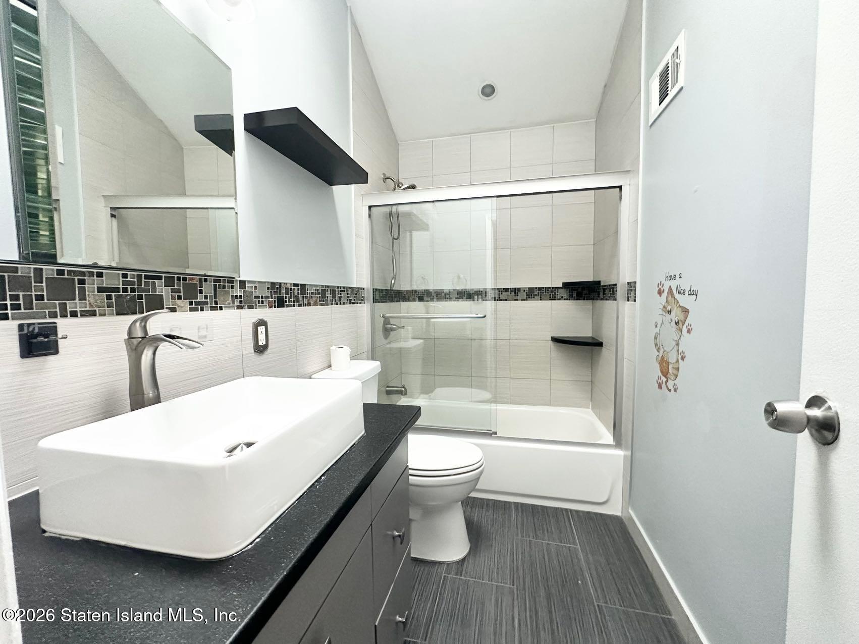 36 Country Drive, Staten Island, NY, 10314 image 11