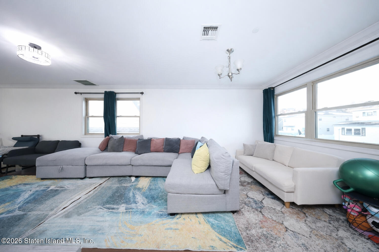 77 Delaware Avenue Image 5