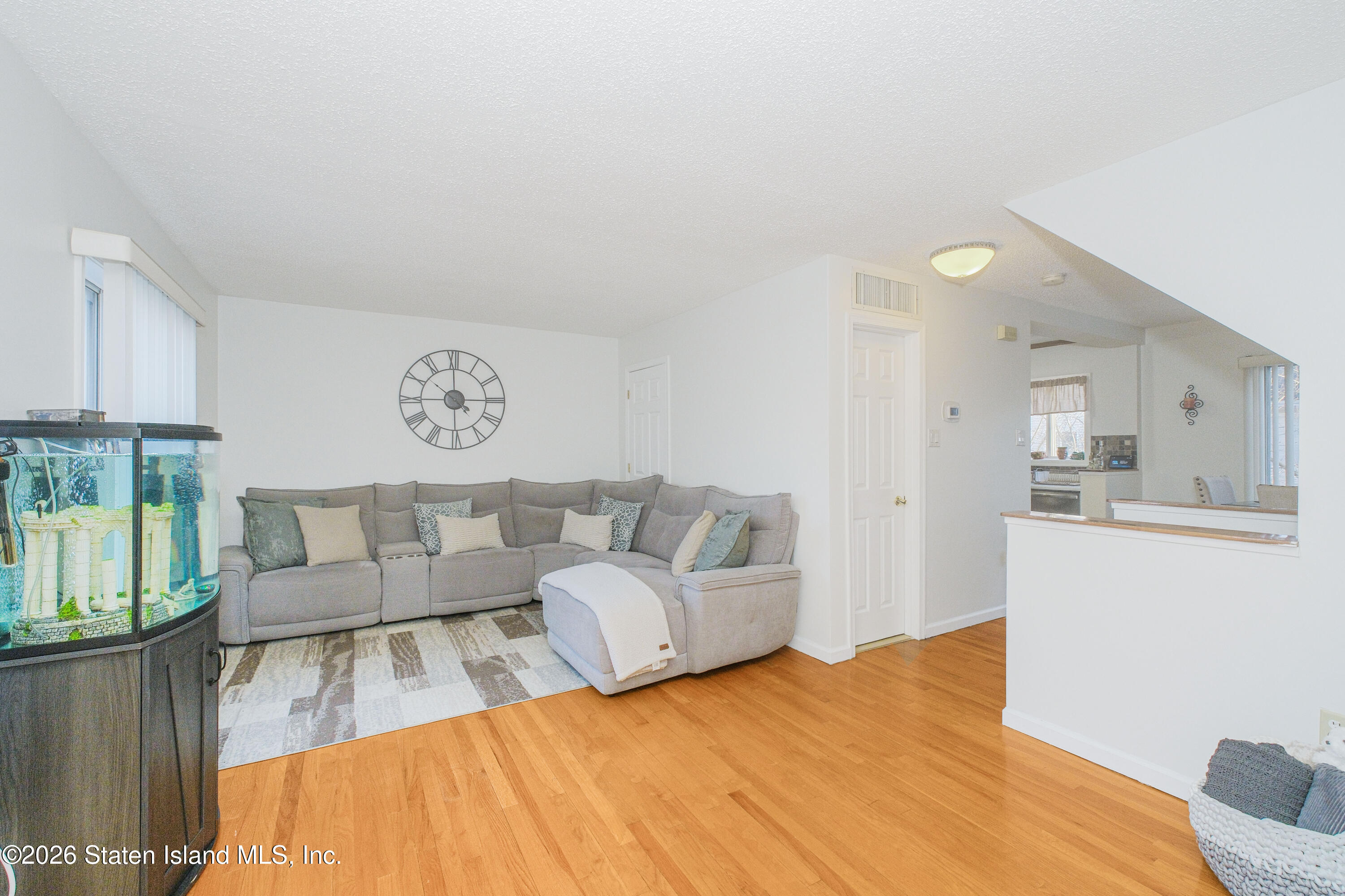 128 Emily Lane, Staten Island, NY, 10312 image 6