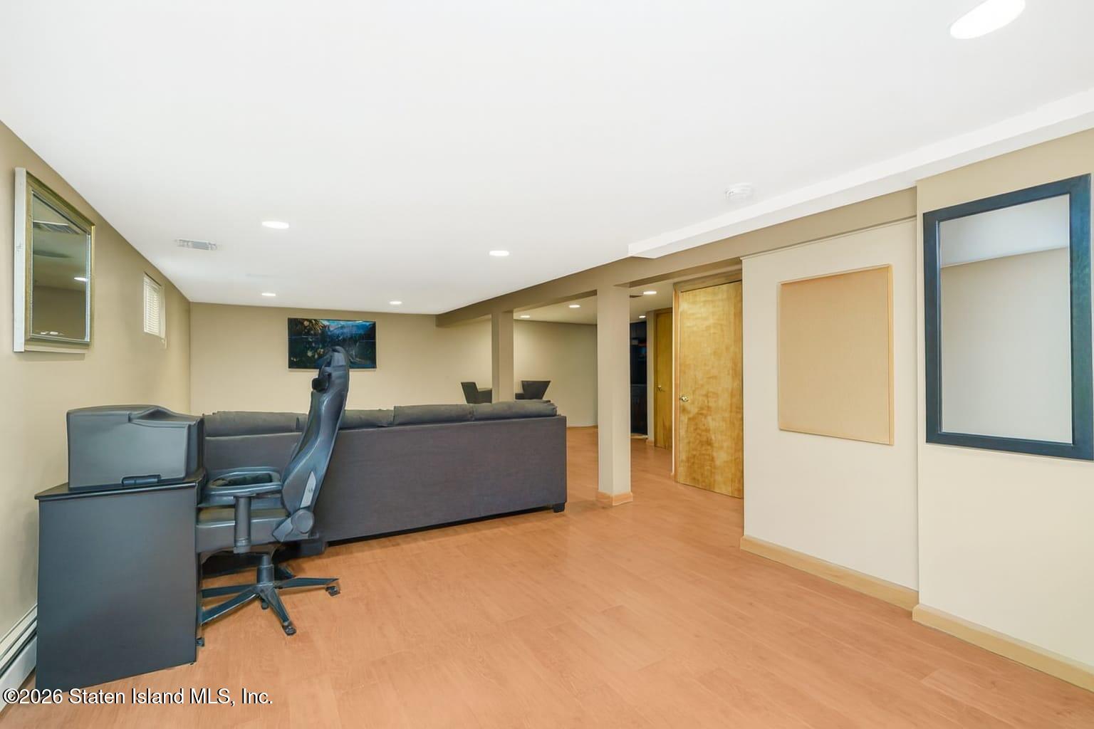 183 Natick Street, Staten Island, NY, 10306 image 39