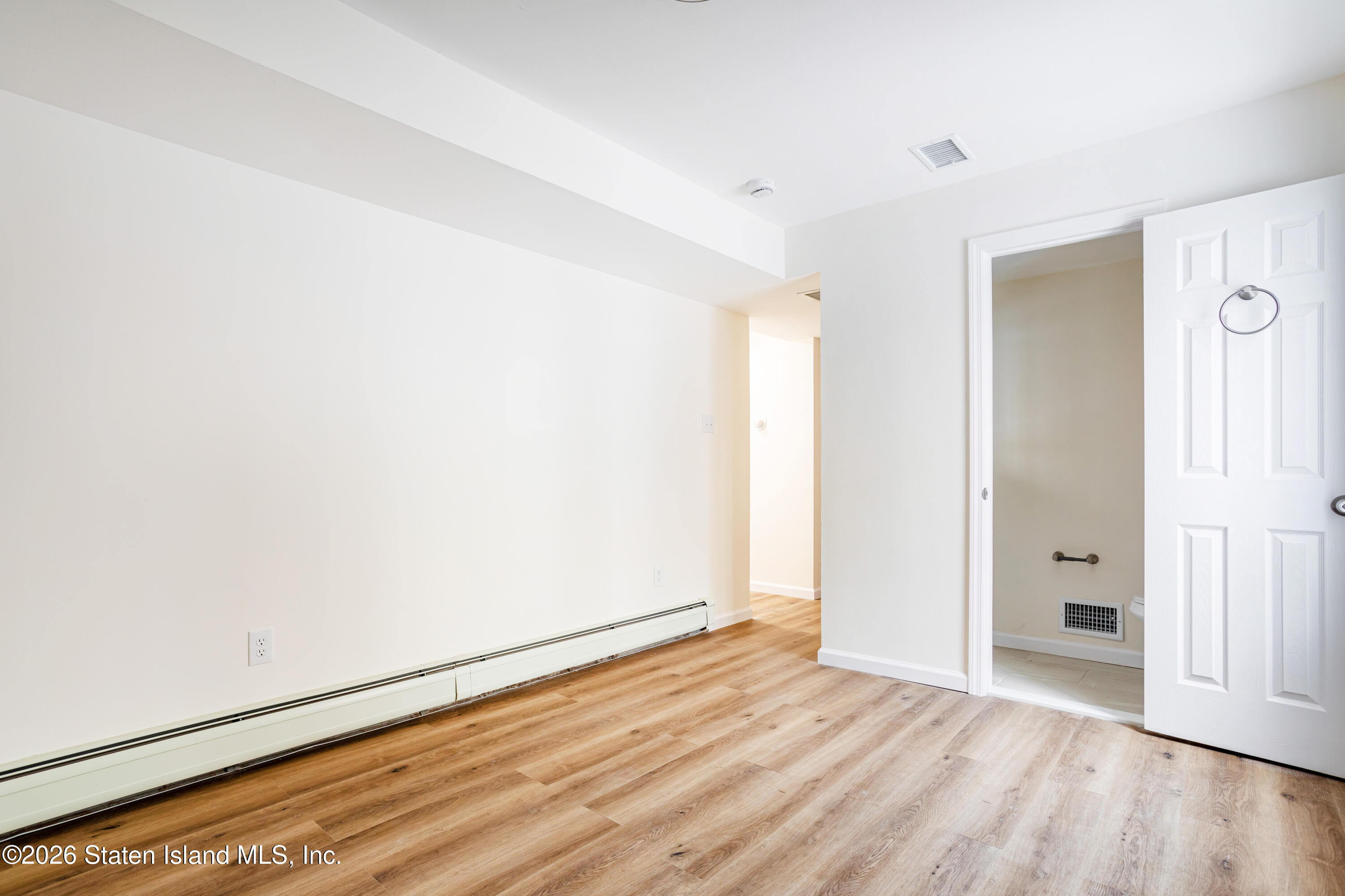491 Ilyssa Way, Staten Island, NY, 10312 image 13