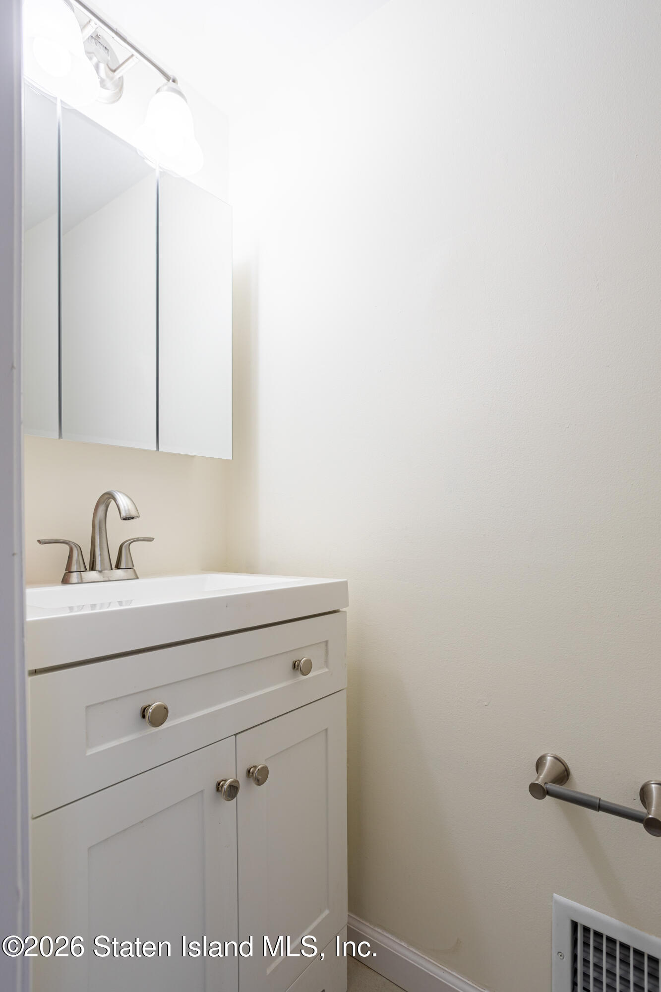 491 Ilyssa Way, Staten Island, NY, 10312 image 14