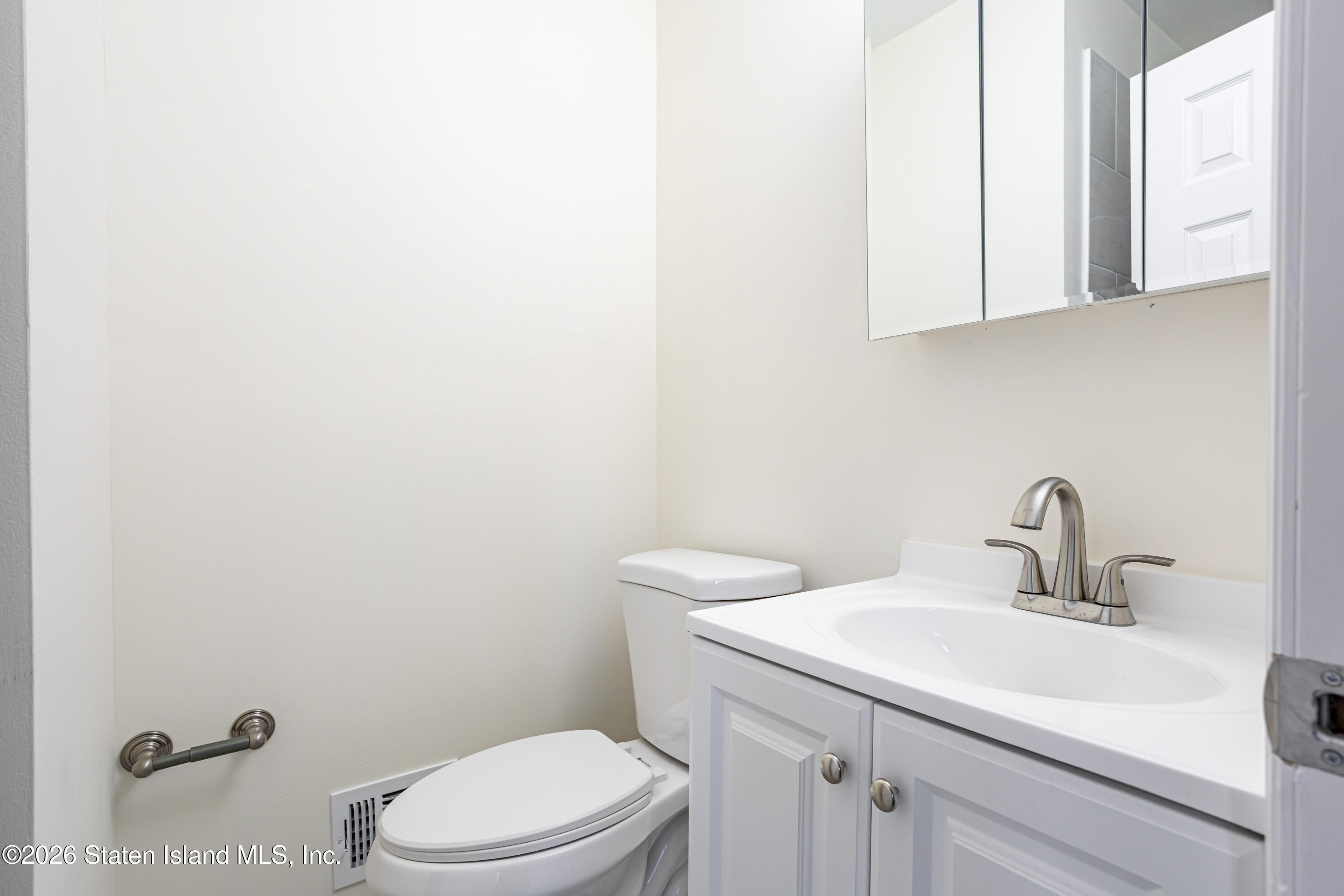 491 Ilyssa Way, Staten Island, NY, 10312 image 26