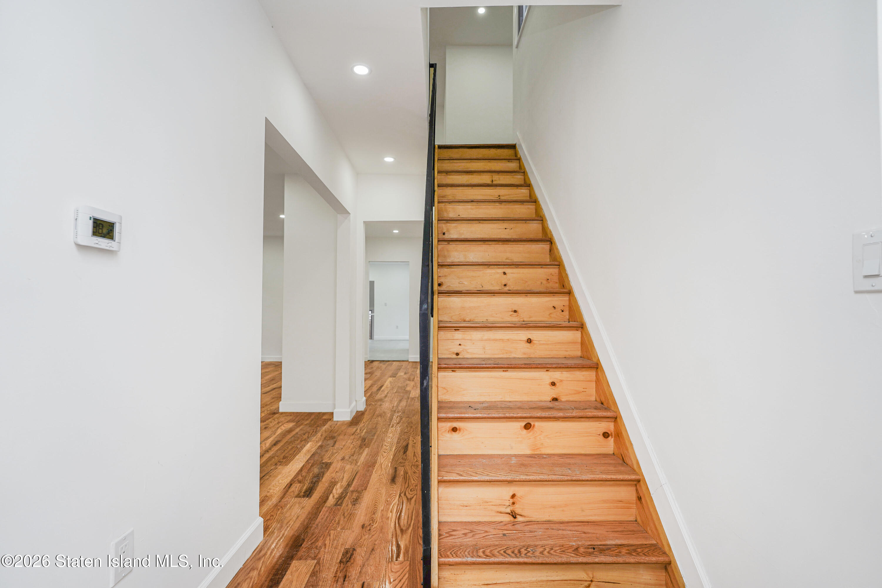 129 Simonson Avenue, Staten Island, NY, 10303 image 23