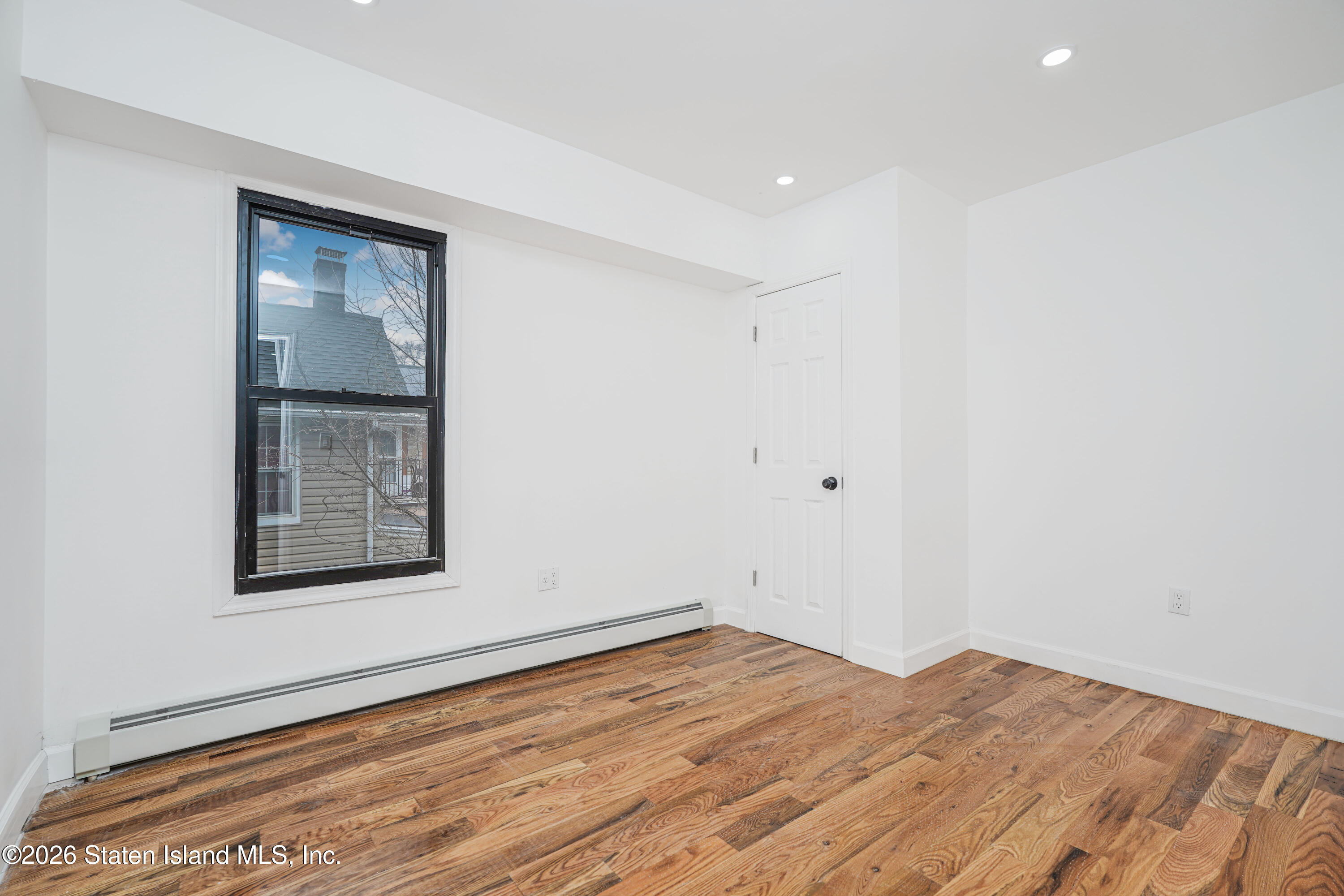 129 Simonson Avenue, Staten Island, NY, 10303 image 29