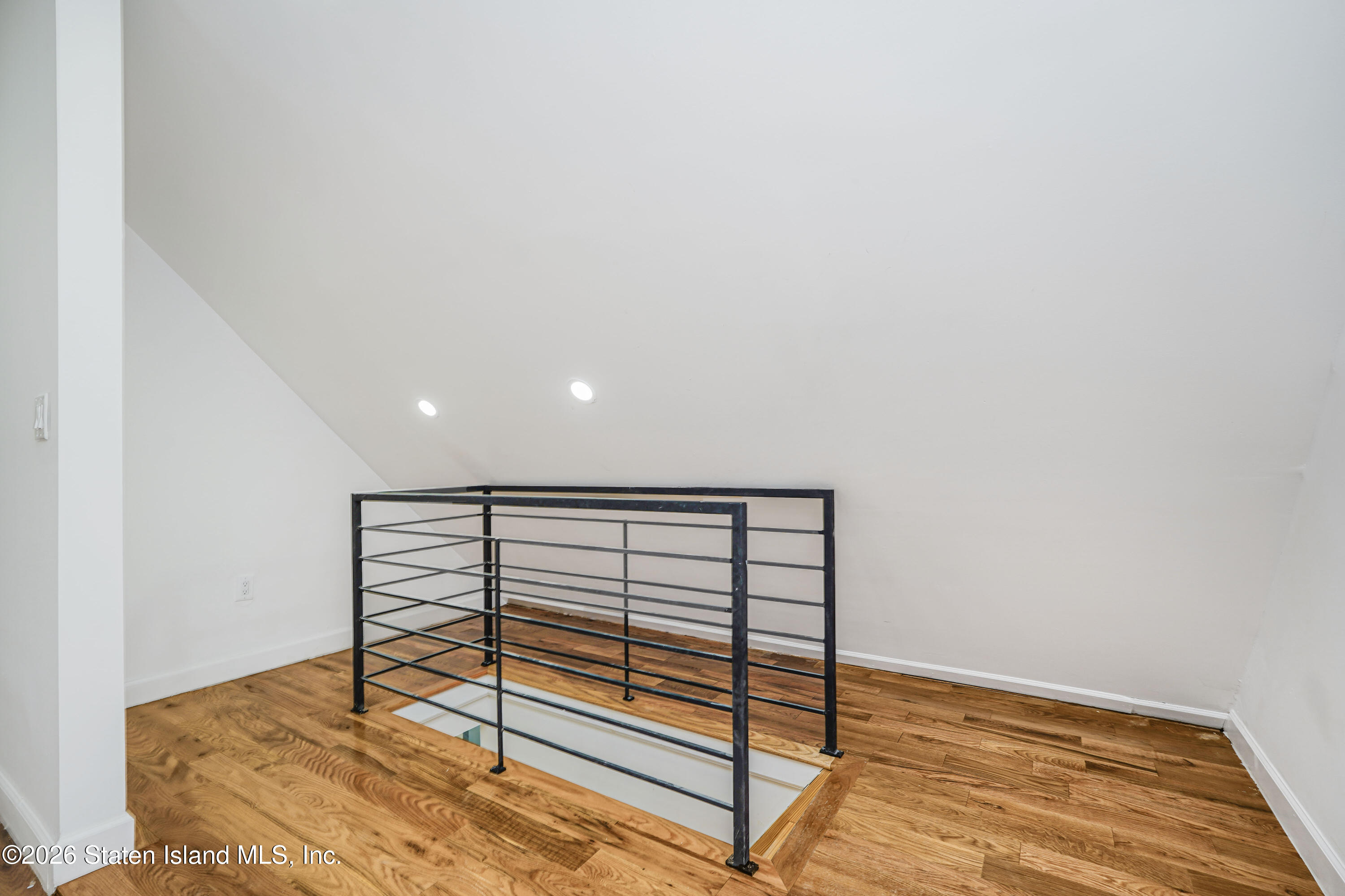 129 Simonson Avenue, Staten Island, NY, 10303 image 38