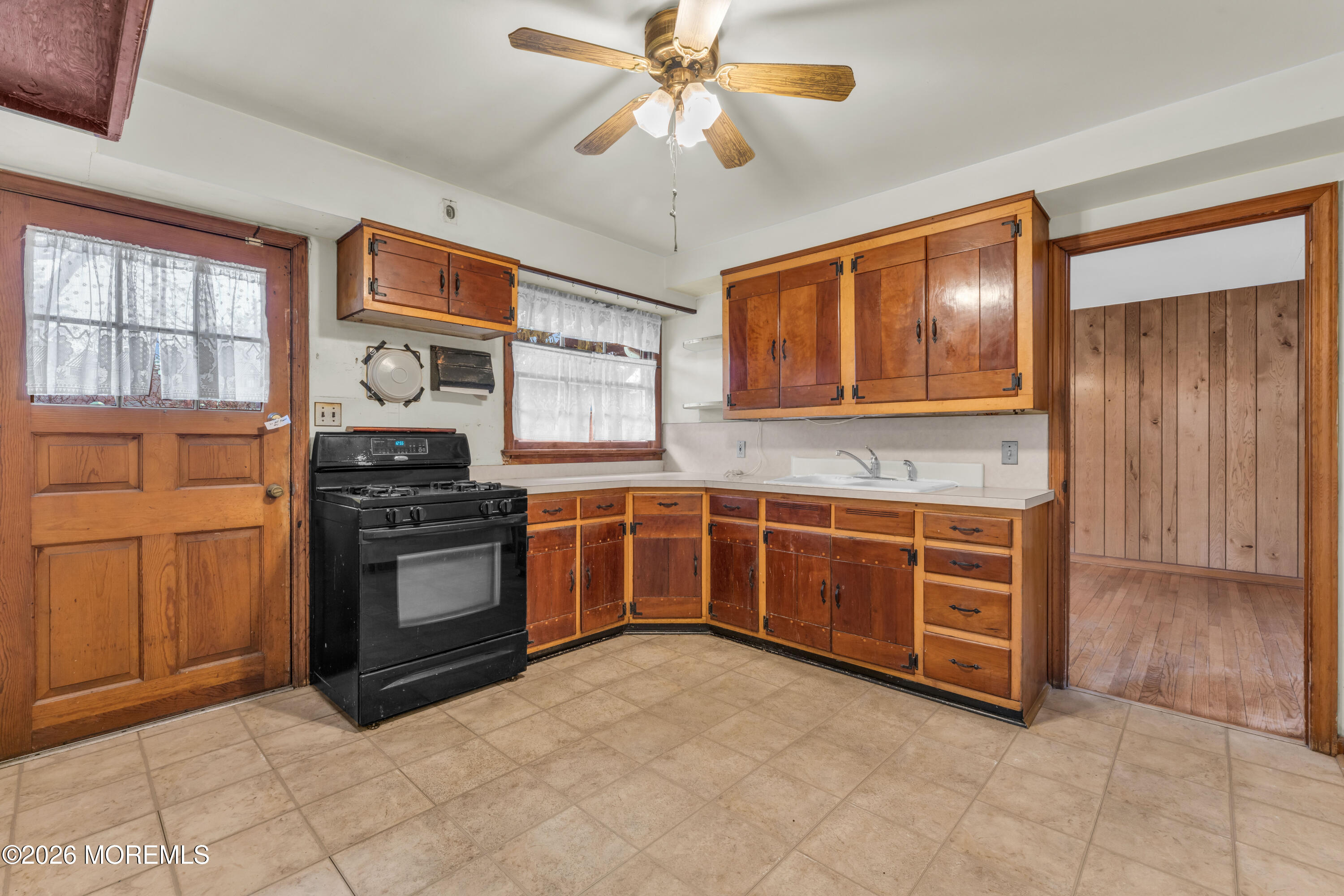 45 Beechwood Terrace, Matawan, NJ, 07747 image 9