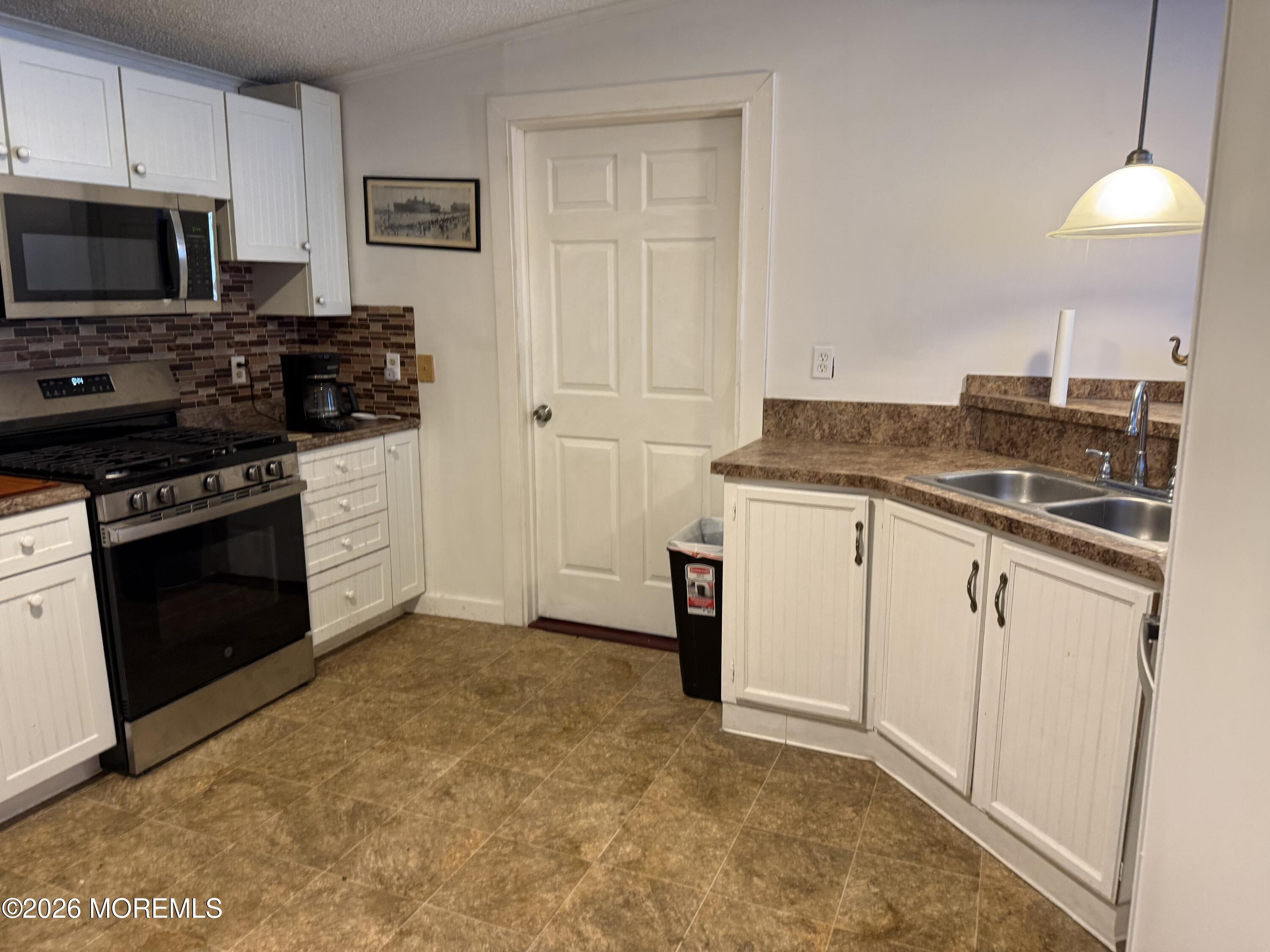 85 Seattle Slew Drive, Howell, NJ, 07731 image 8