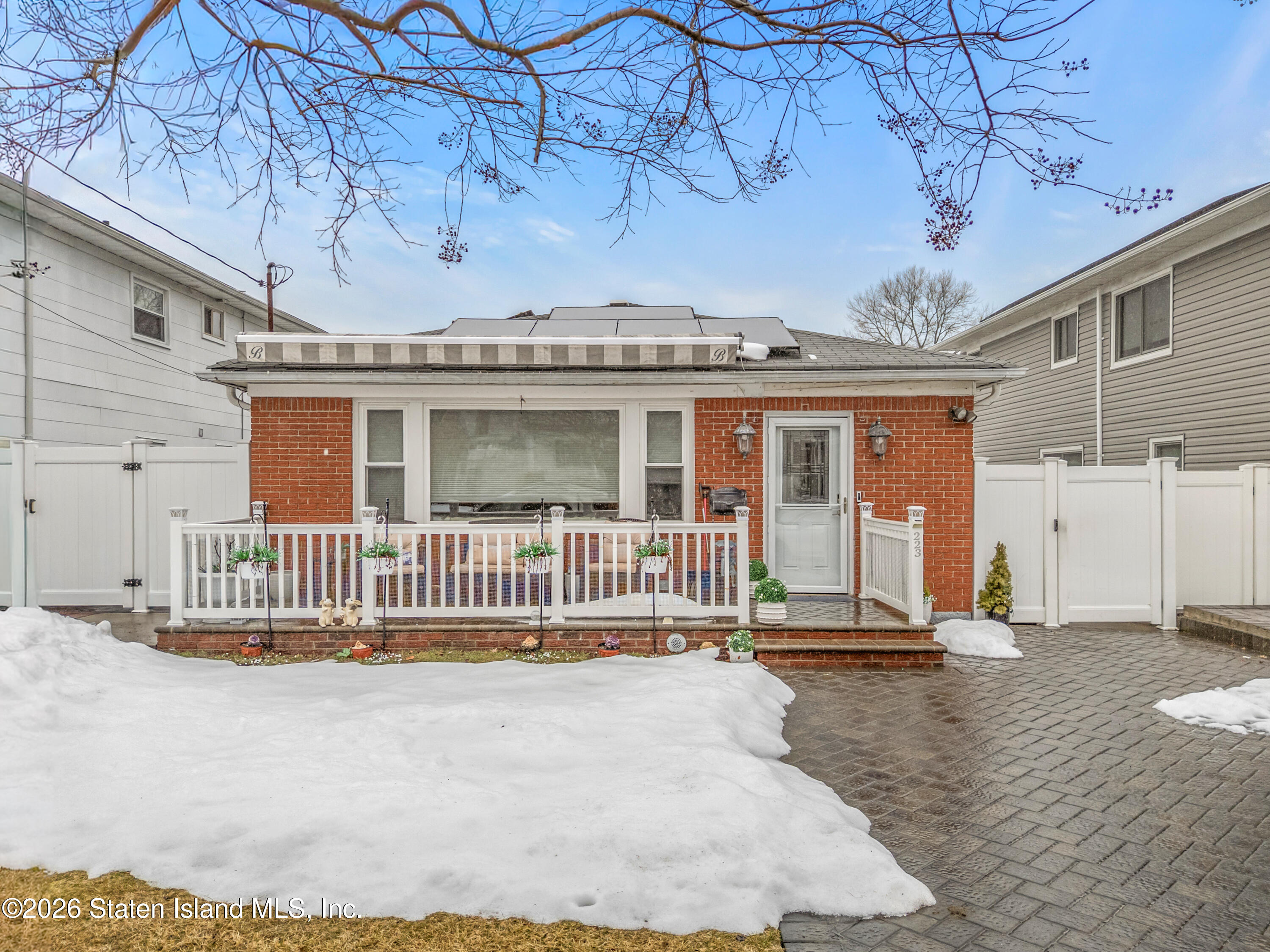 223 Park Street Image 1