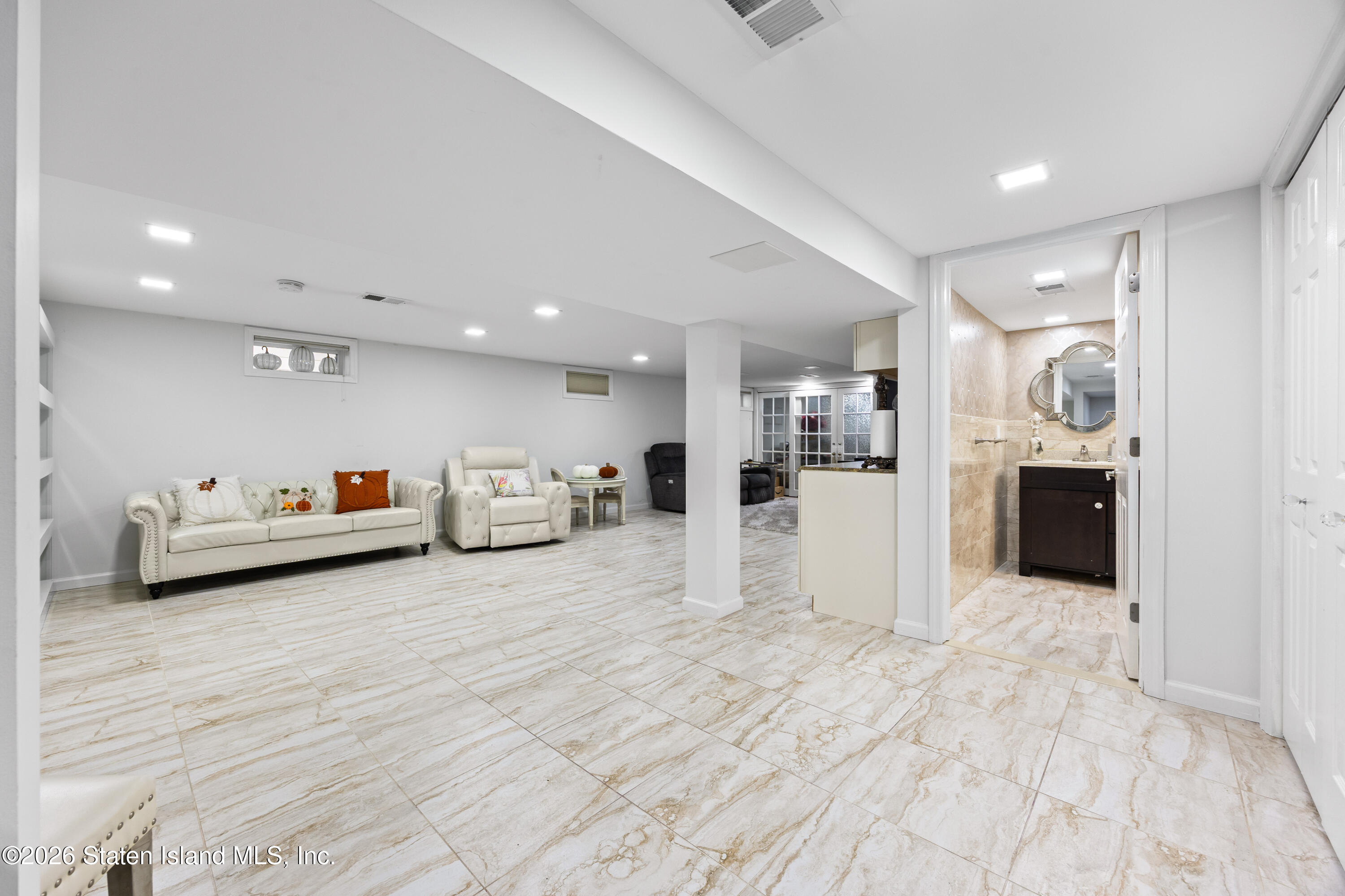 223 Park Street, Staten Island, NY, 10306 image 18