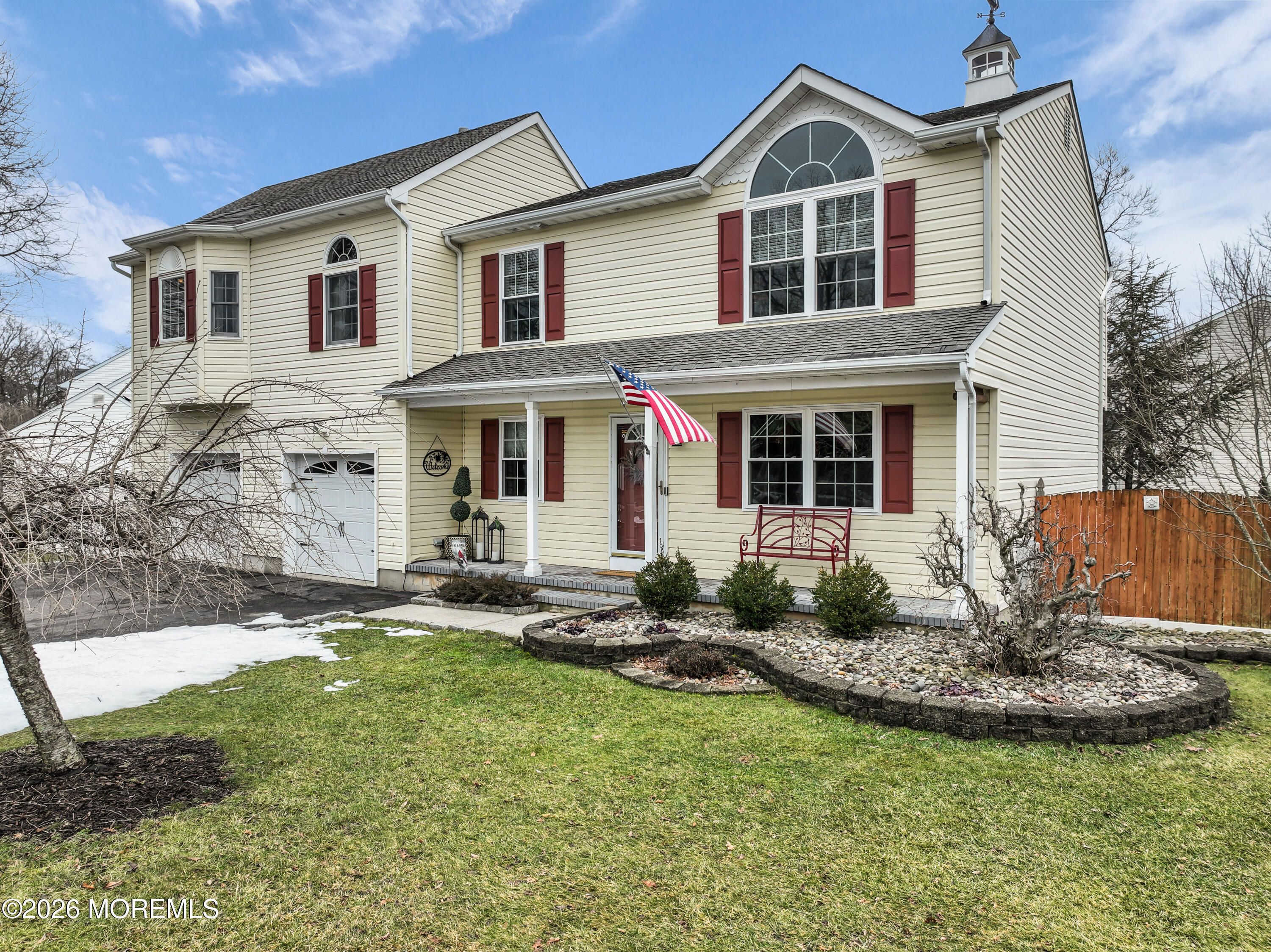978 Feathertree Drive Image 2