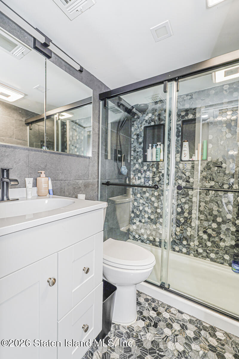 24 Darnell Lane, Staten Island, NY, 10309 image 30