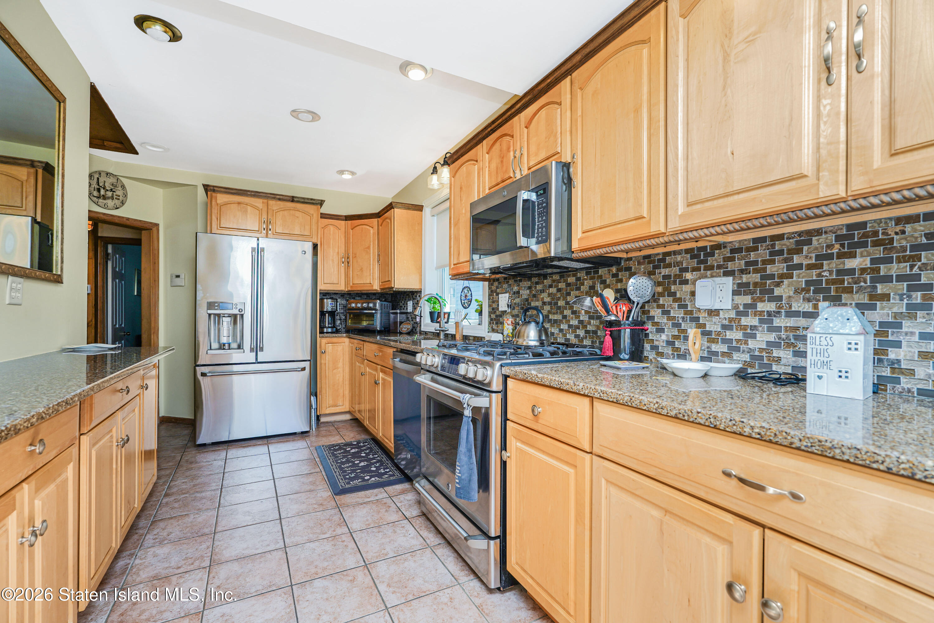 76 Whitman Avenue, Staten Island, NY, 10308 image 8
