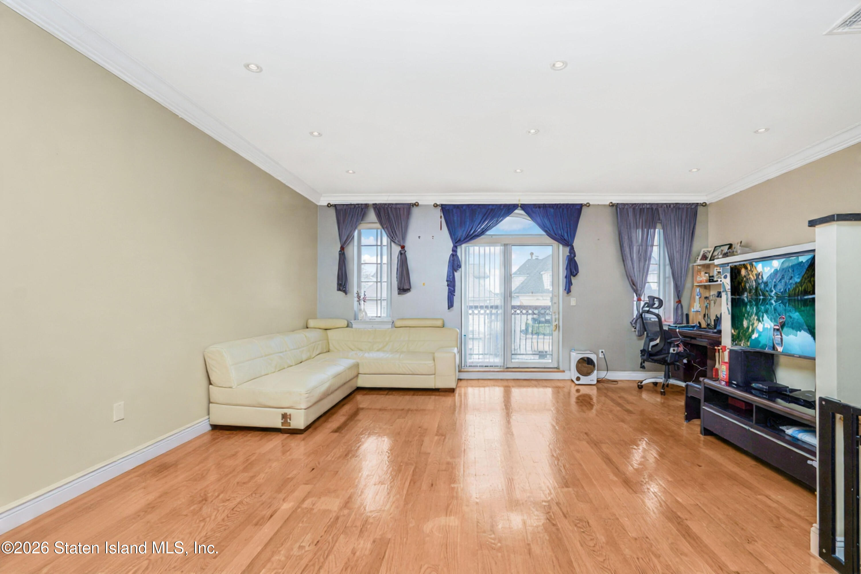 8805 Bay 16th Street #3b Image 4