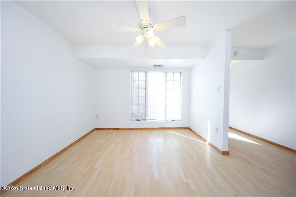 31 Barclay Circle, Staten Island, NY, 10312 image 11