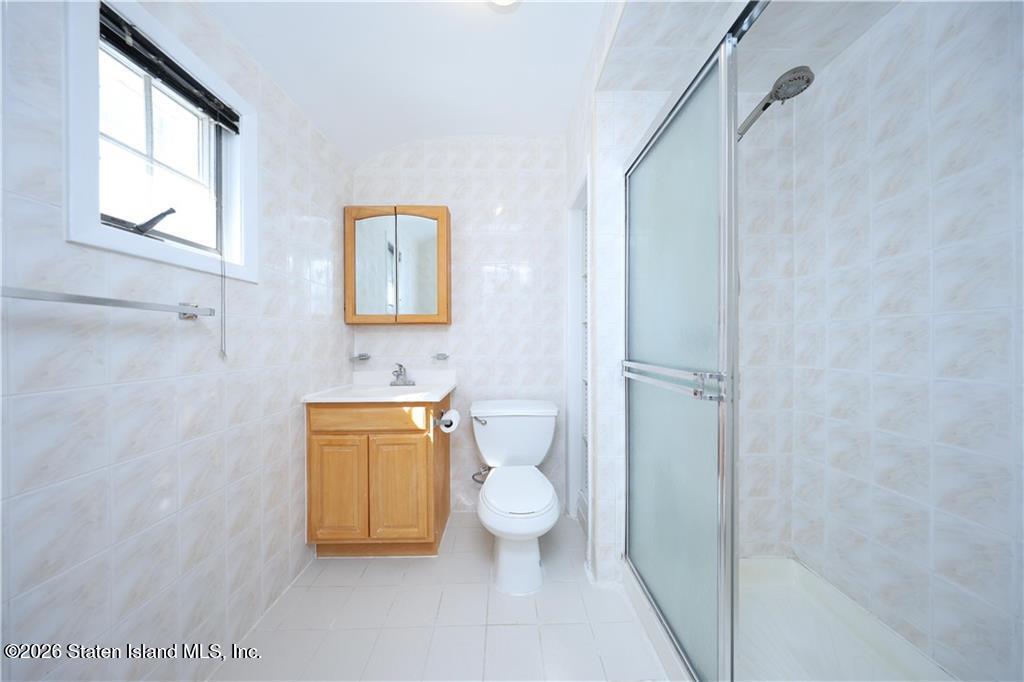 31 Barclay Circle, Staten Island, NY, 10312 image 23