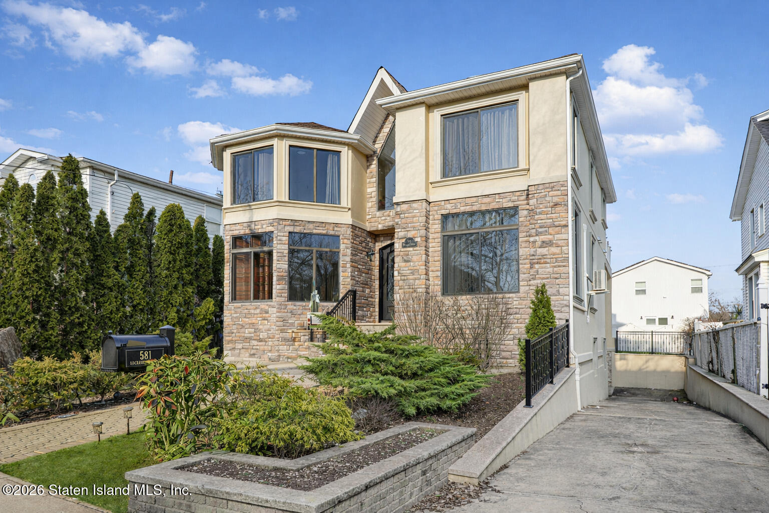 581 Rockaway Street Image 1