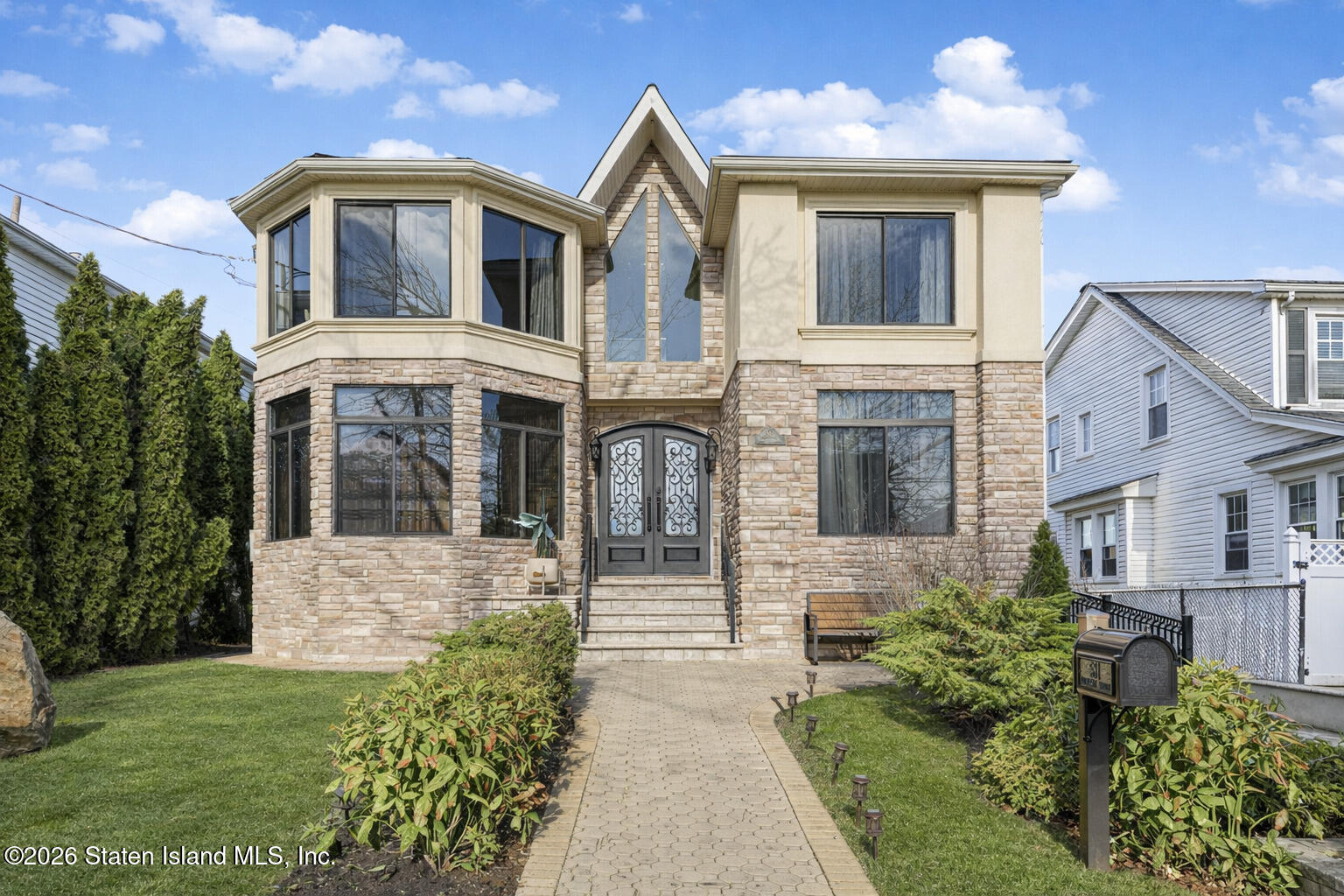 581 Rockaway Street Image 2