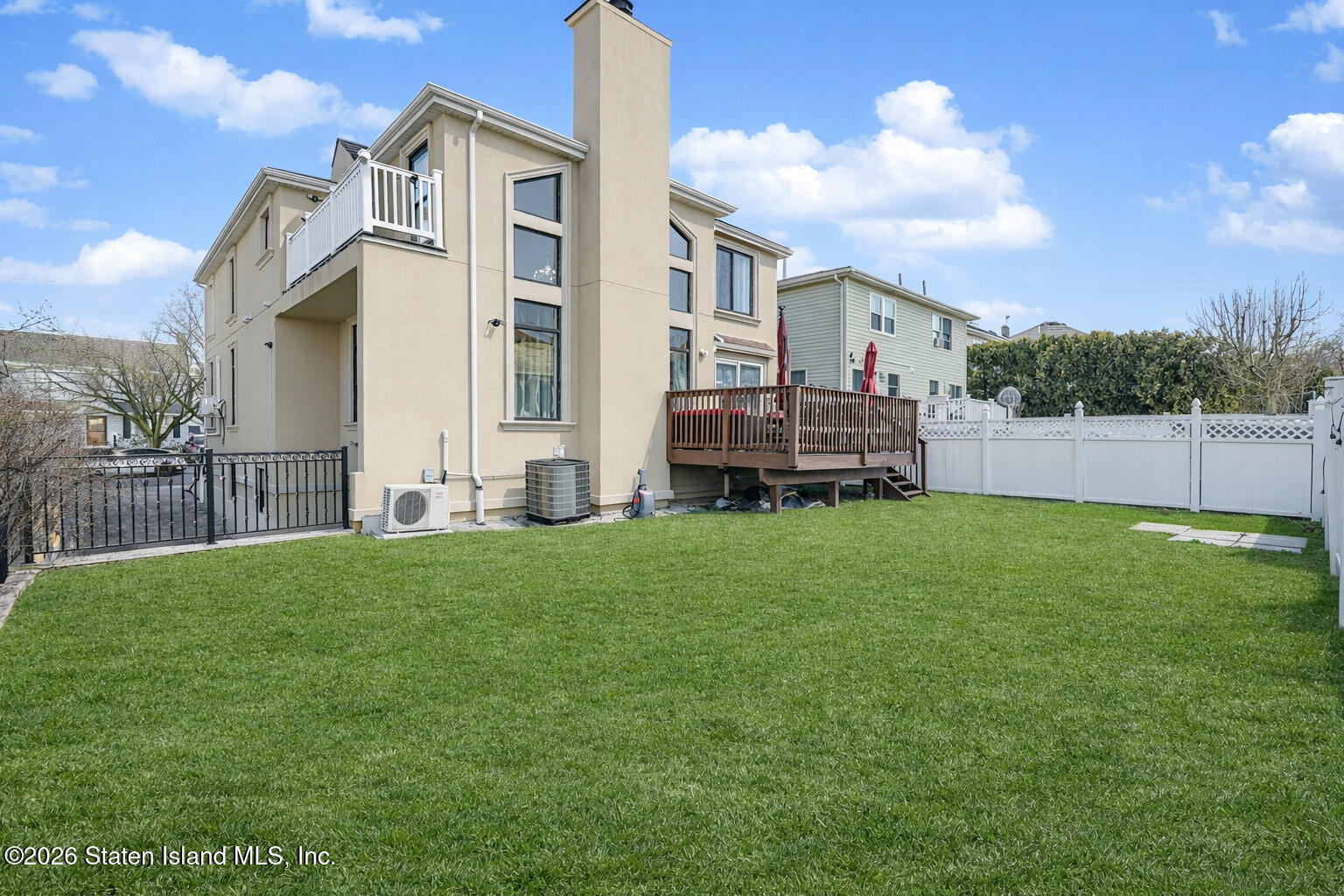 581 Rockaway Street Image 5