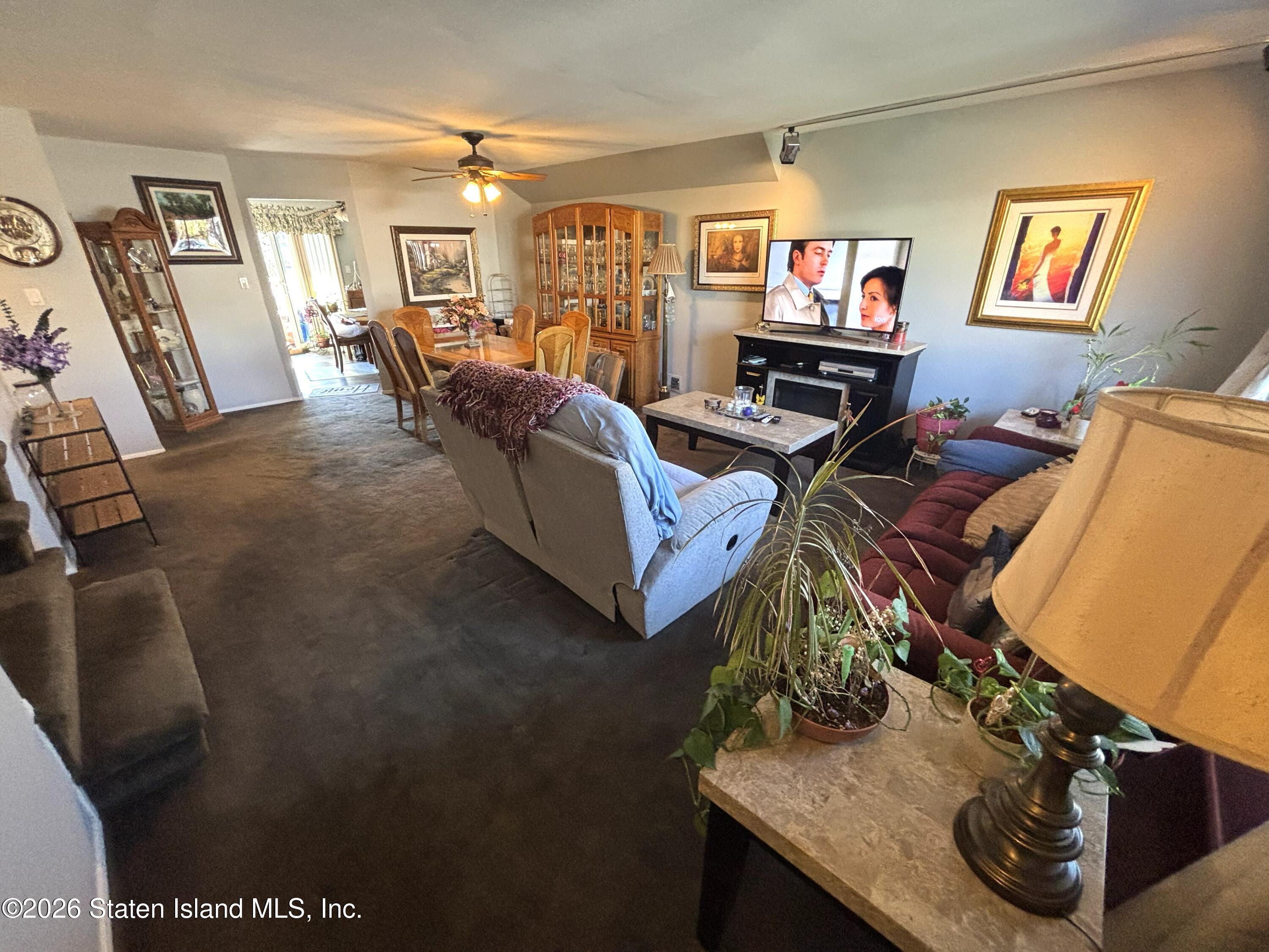 810 Sinclair Avenue Image 4