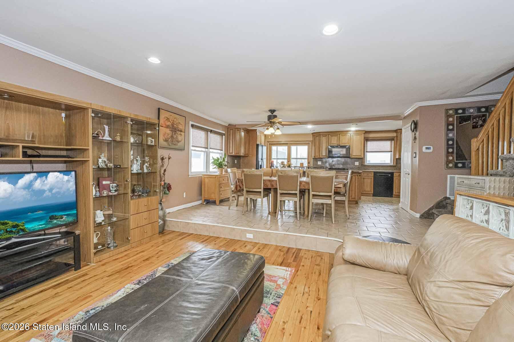 42 Vassar Street Image 5