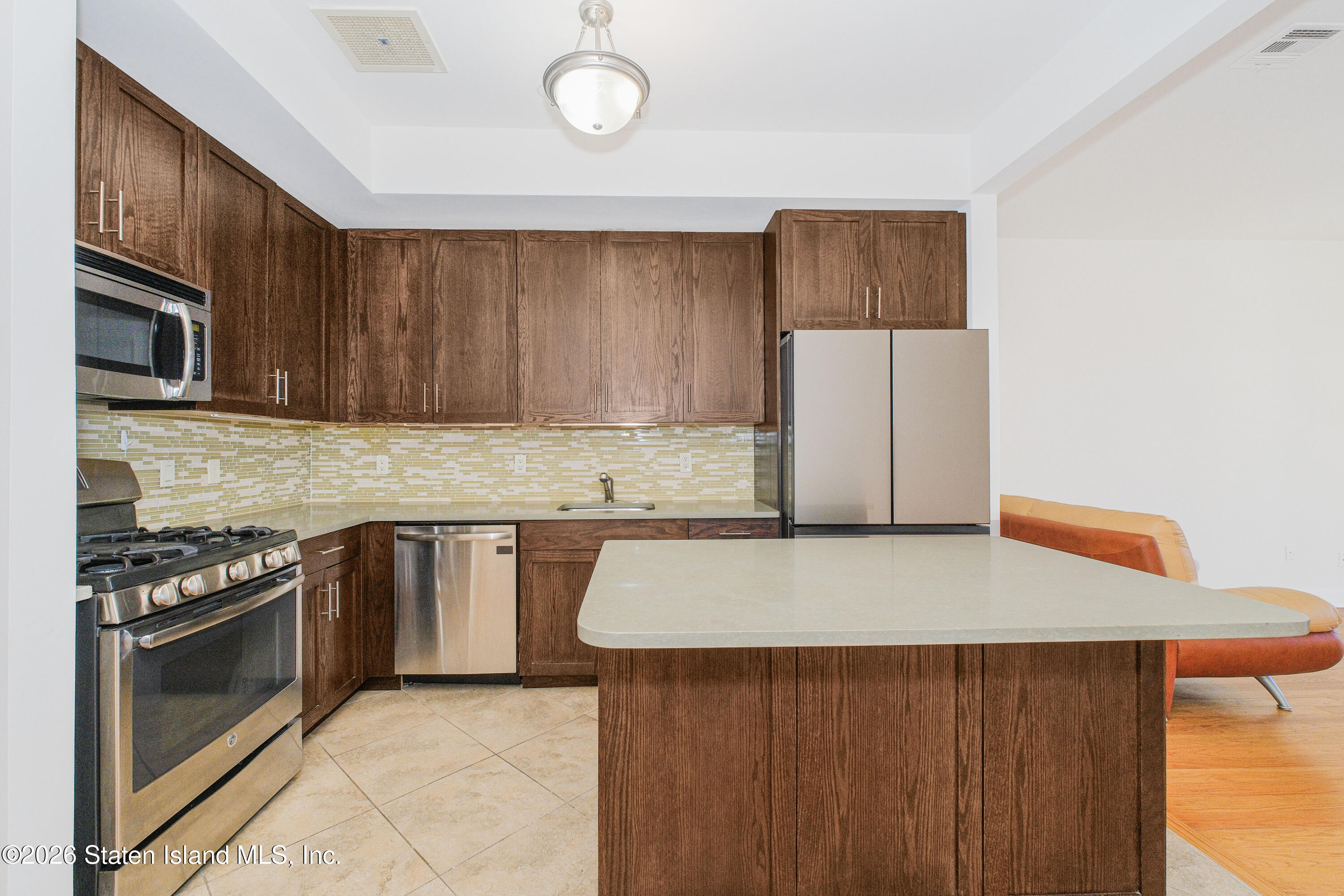 90 Bay Street Landing Landing 3h, Staten Island, NY, 10301 image 6