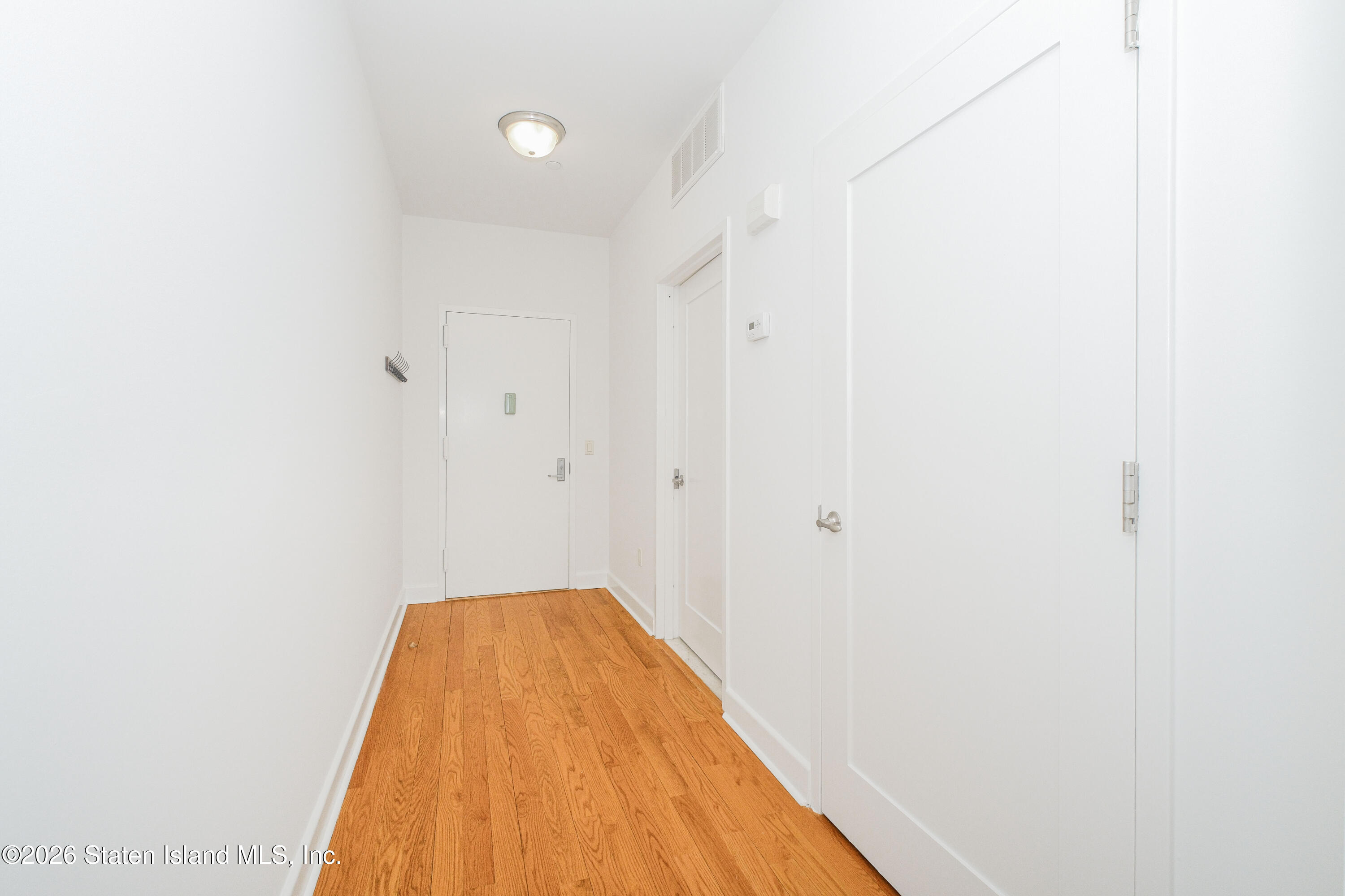 90 Bay Street Landing Landing 3h, Staten Island, NY, 10301 image 9