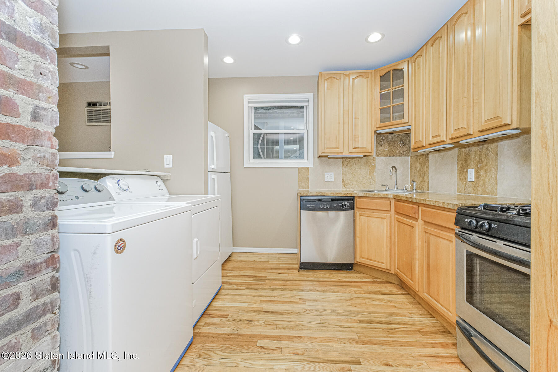 66 Wadsworth Avenue, Staten Island, NY, 10305 image 6