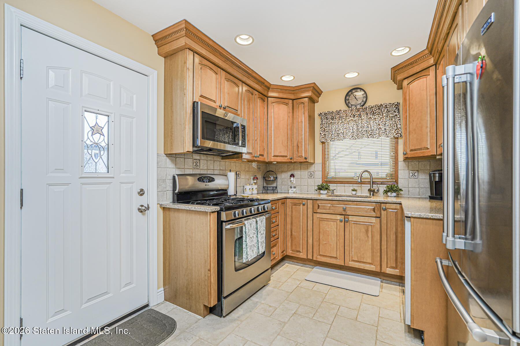 37 Barton Avenue, Staten Island, NY, 10306 image 15