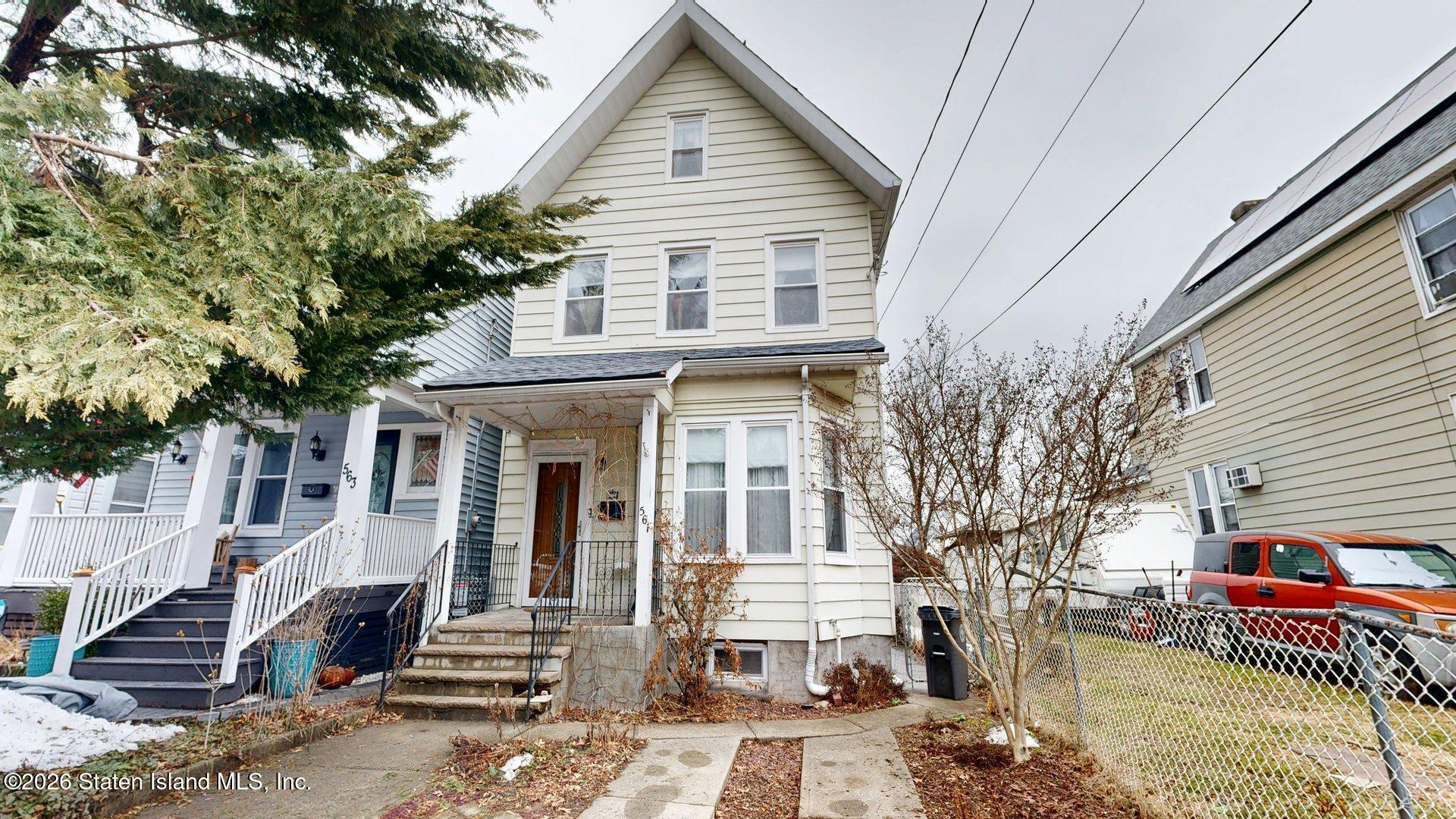561 Delafield Avenue Image 1