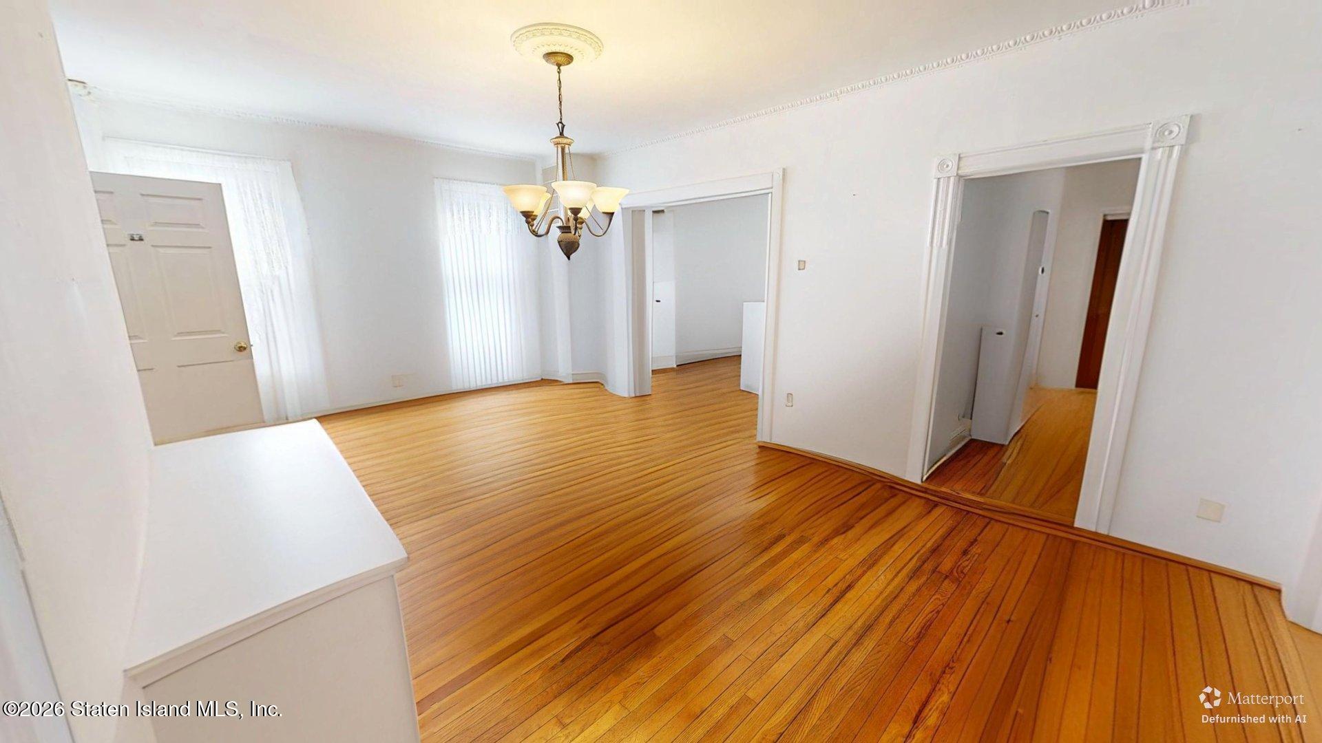 561 Delafield Avenue Image 5