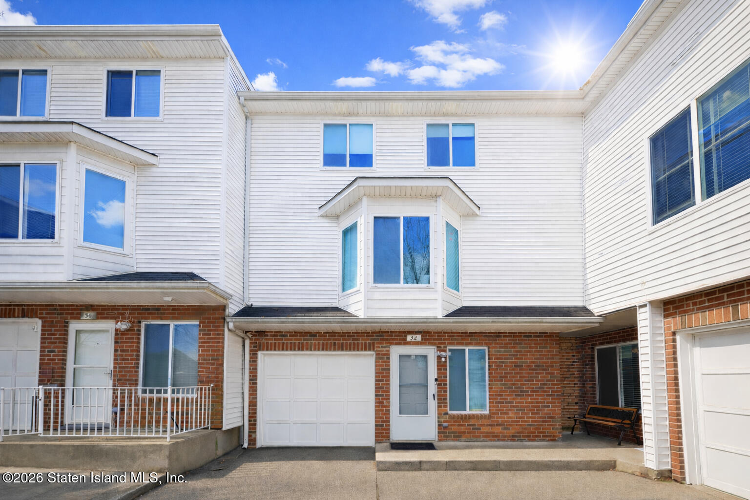 32 Amanda Court Image 1