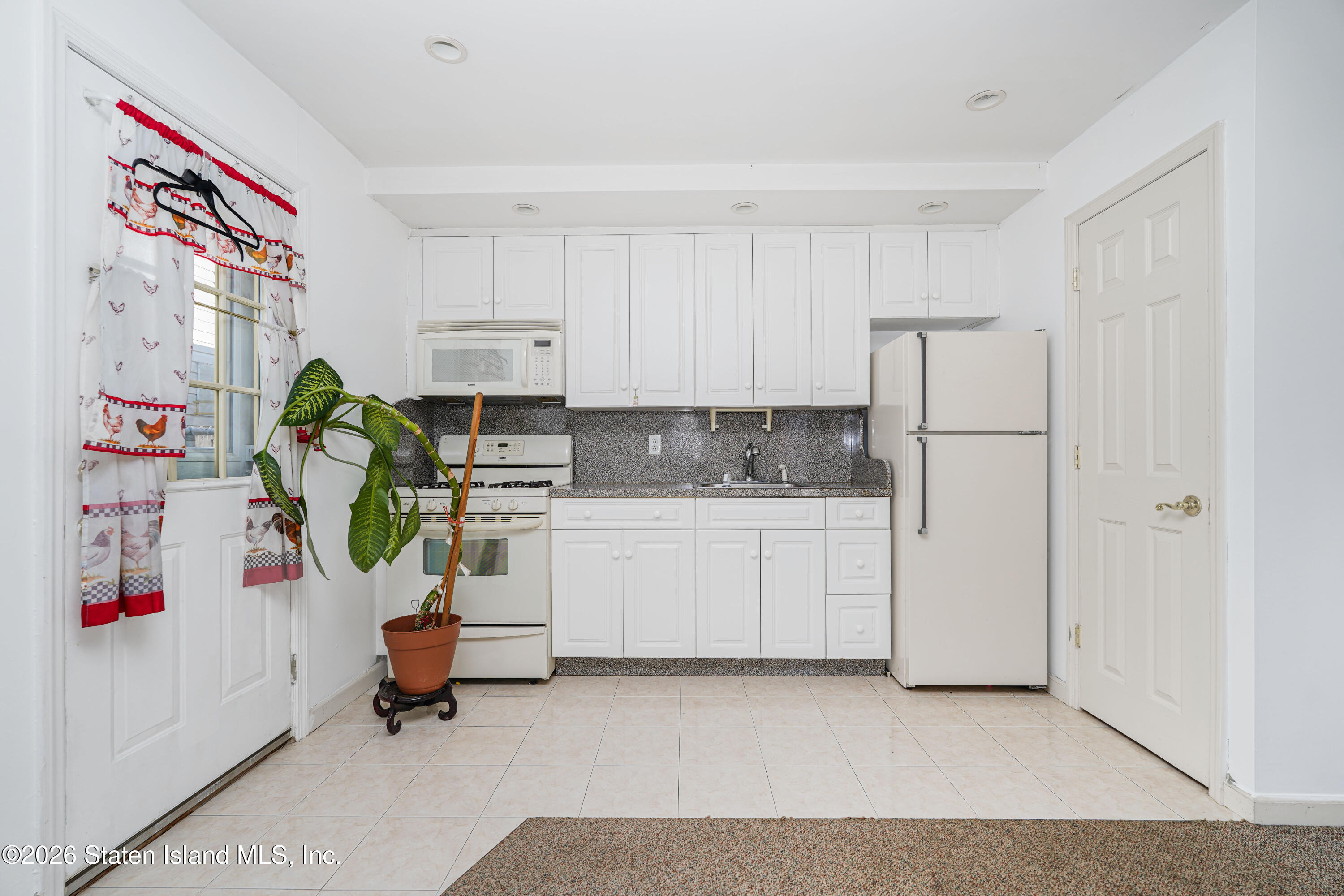 148 Memphis Avenue, Staten Island, NY, 10312 image 25