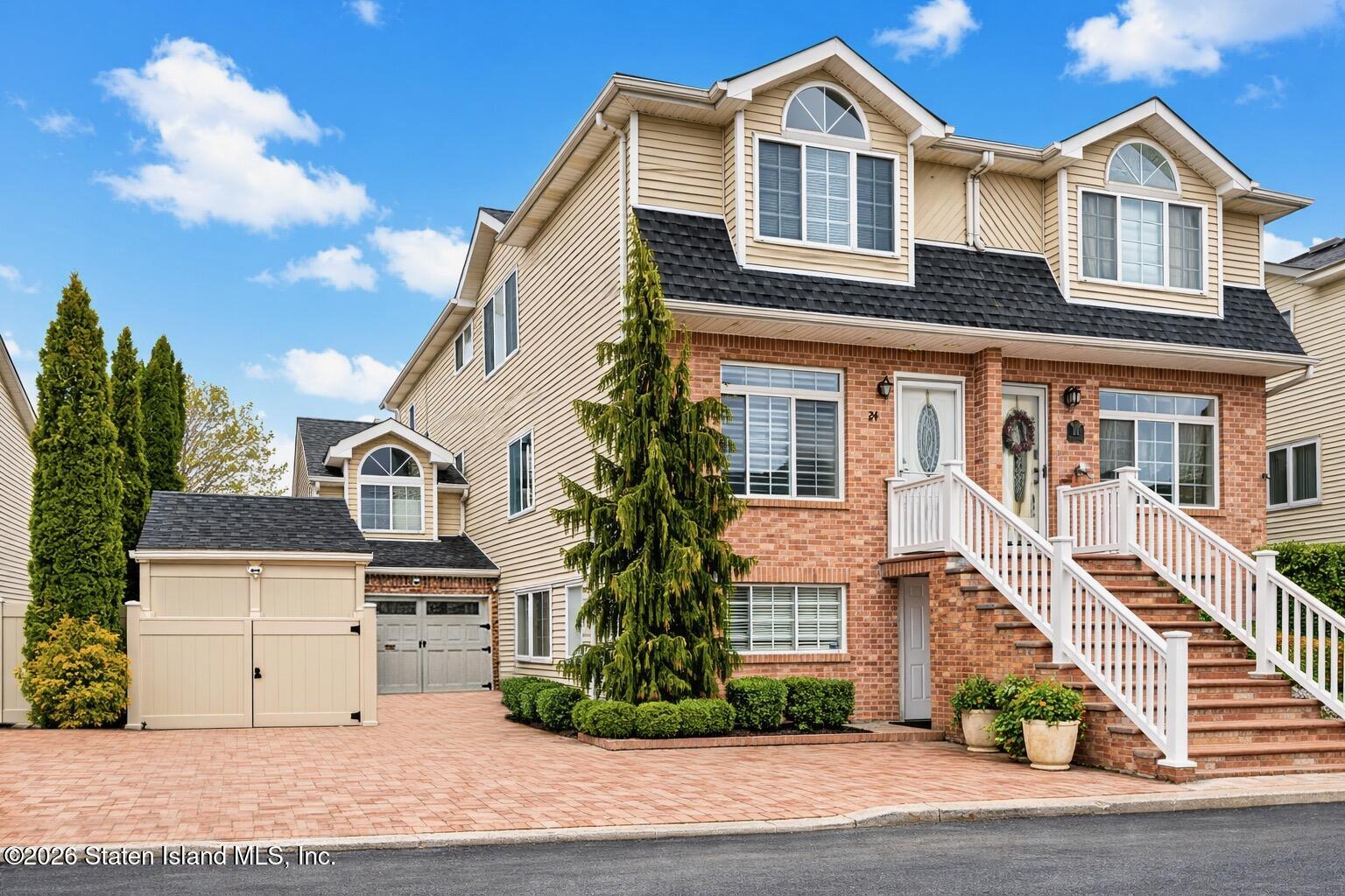 24 Darnell Lane Image 1