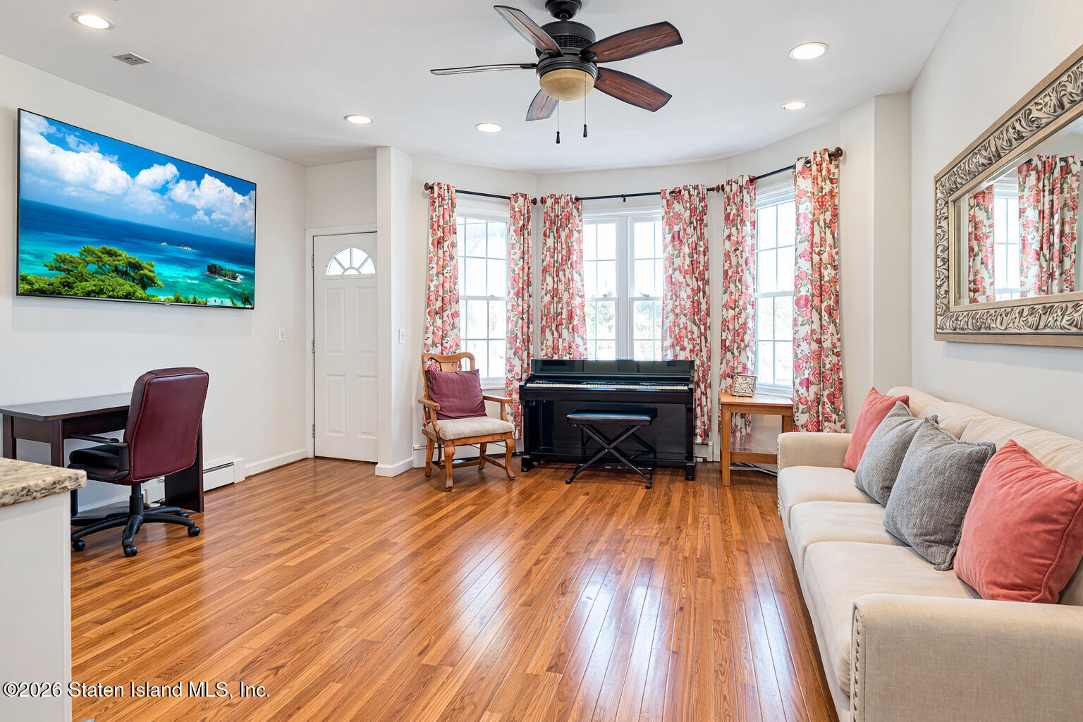536 Cary Avenue Image 4