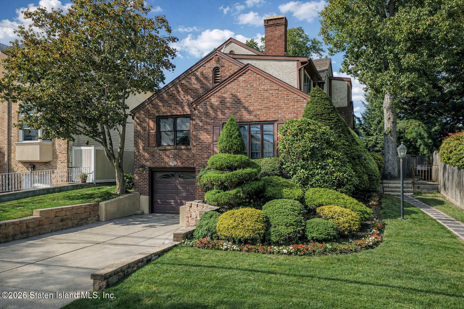 713 Edgegrove Avenue Image 3